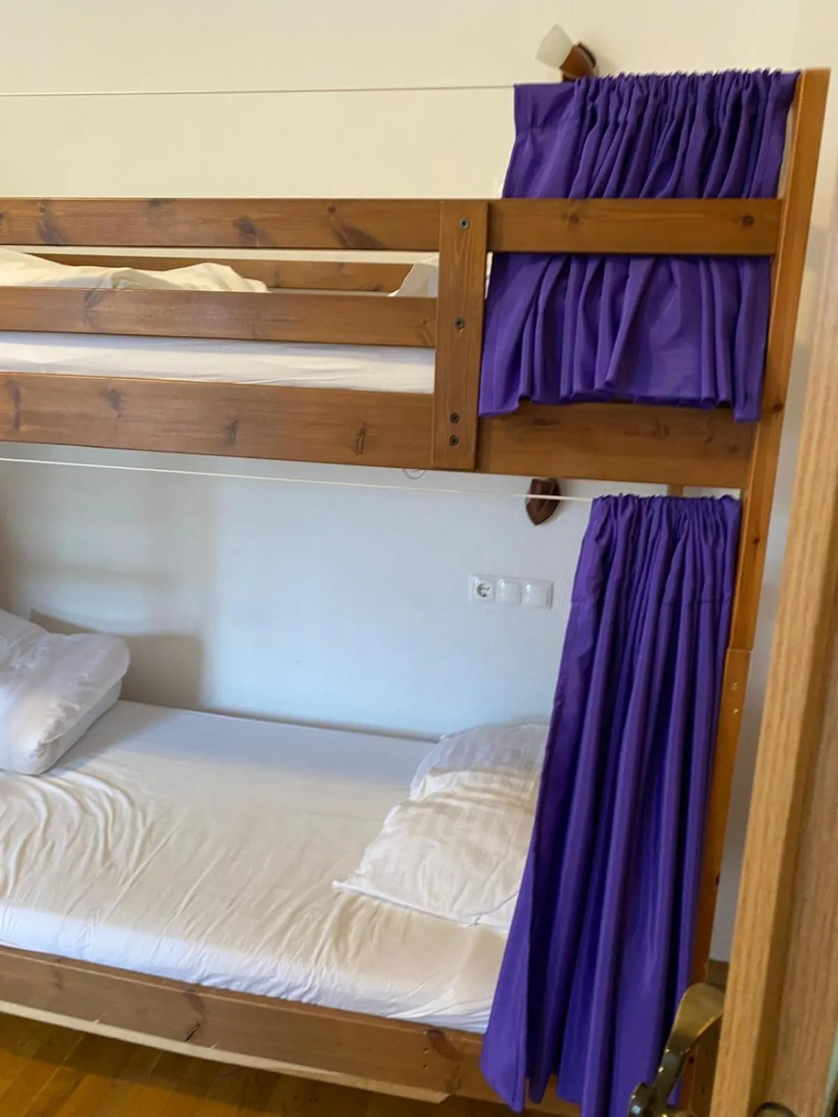 Bedroom, Bed in Travellers' Haven Hostel