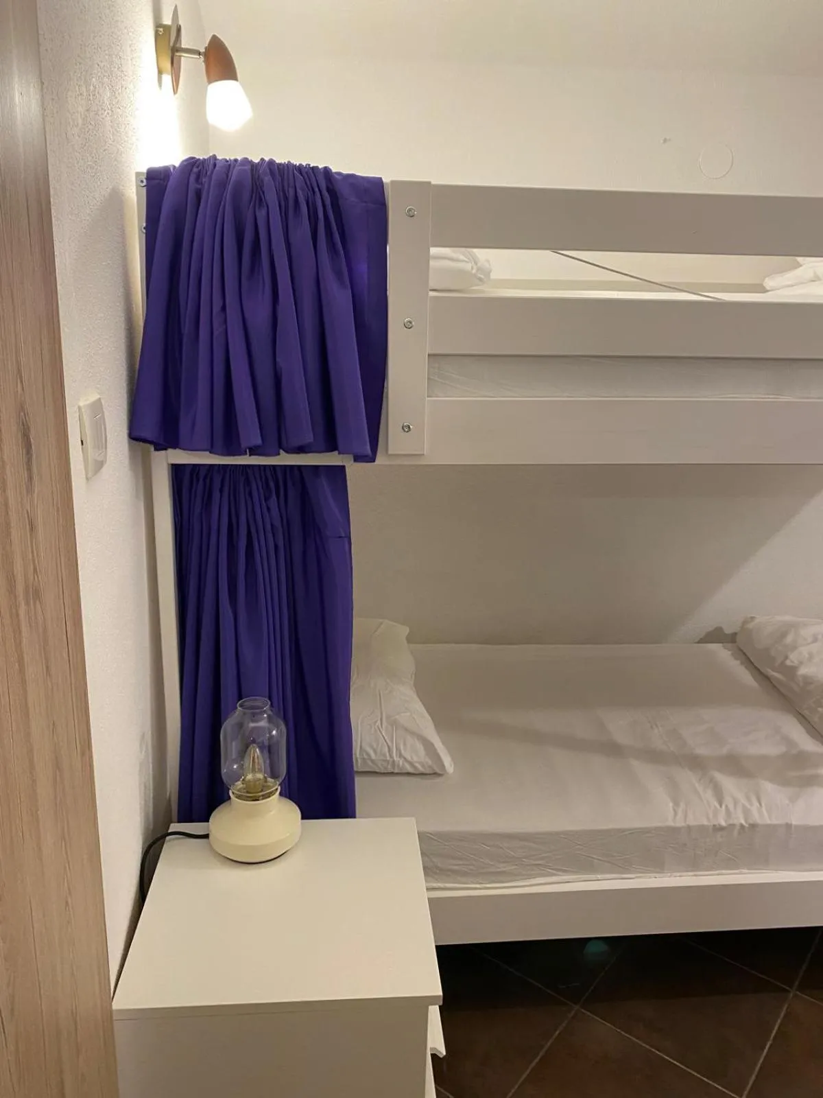 Bedroom, Bed in Travellers' Haven Hostel