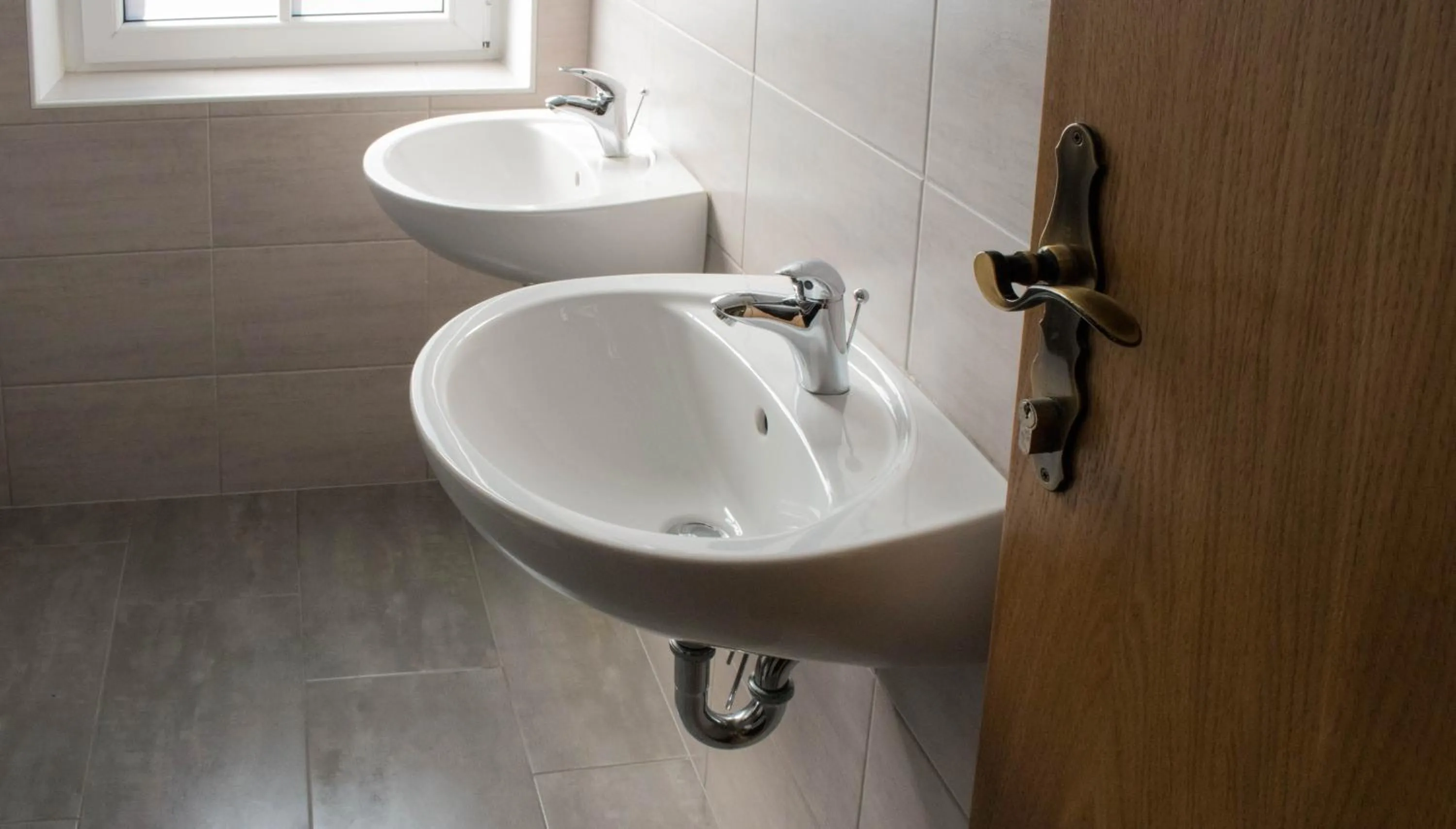 Toilet in Travellers' Haven Hostel