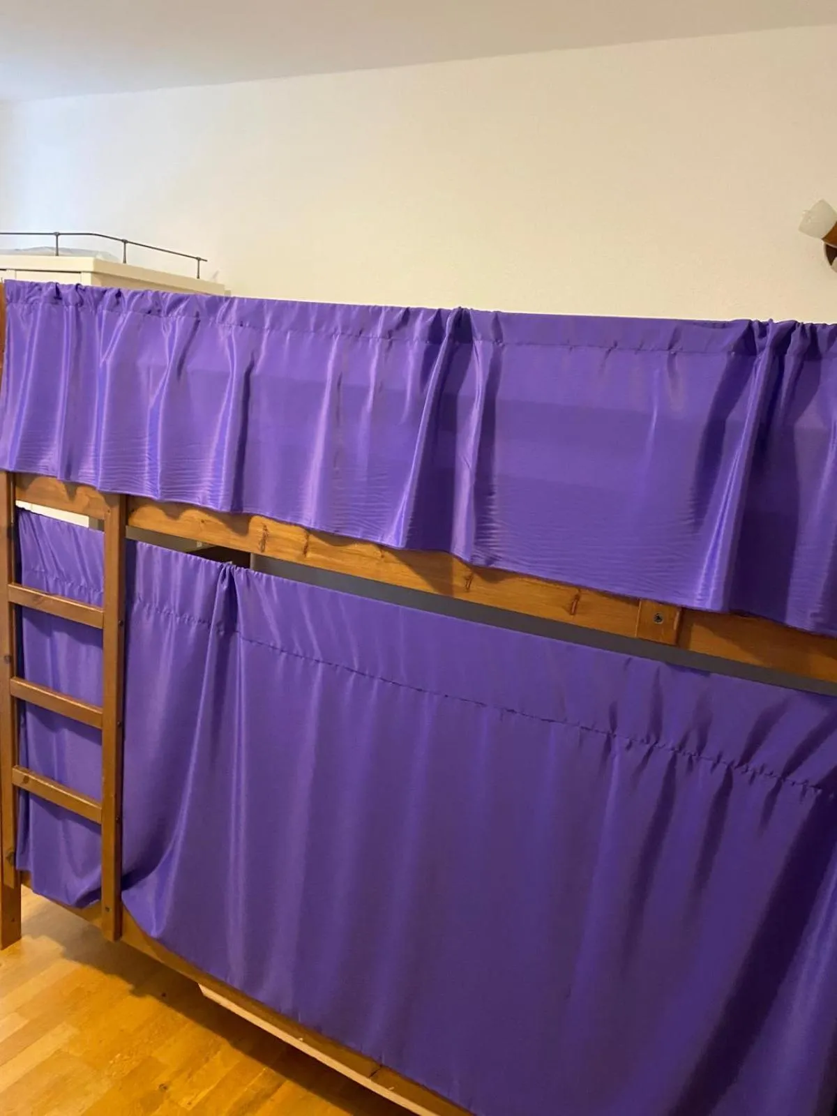 Bedroom, Bed in Travellers' Haven Hostel