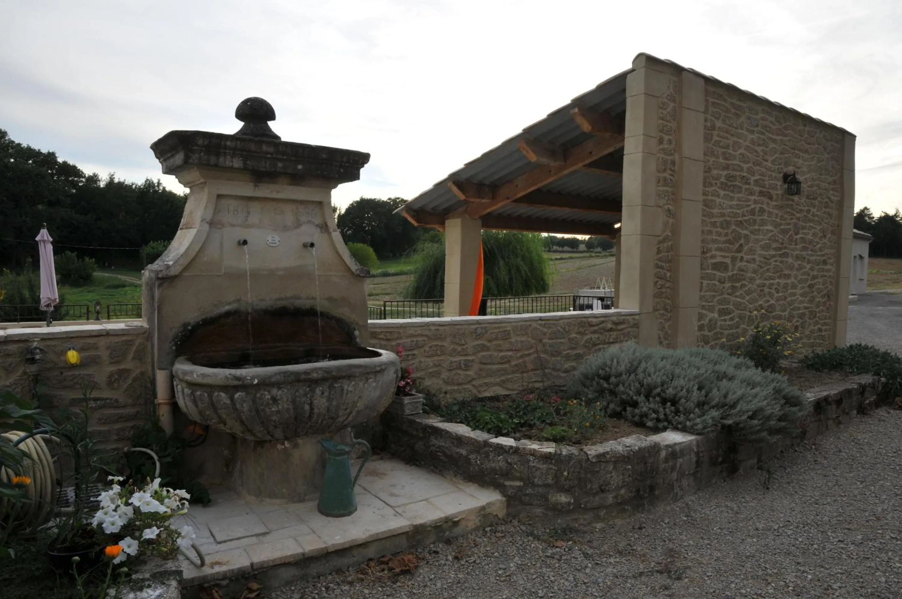 Property building in Les Ânes de Forcalquier
