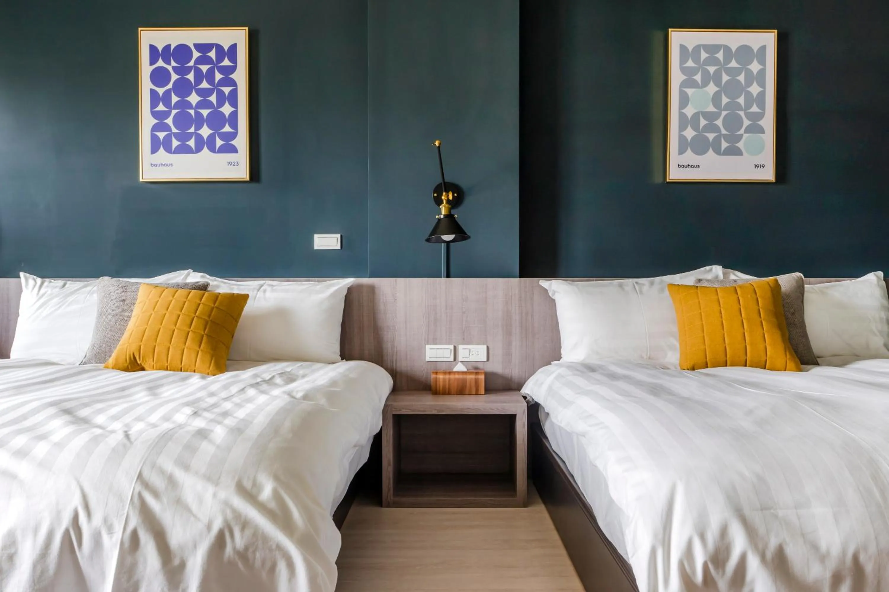 Bed in Chill Style Inn