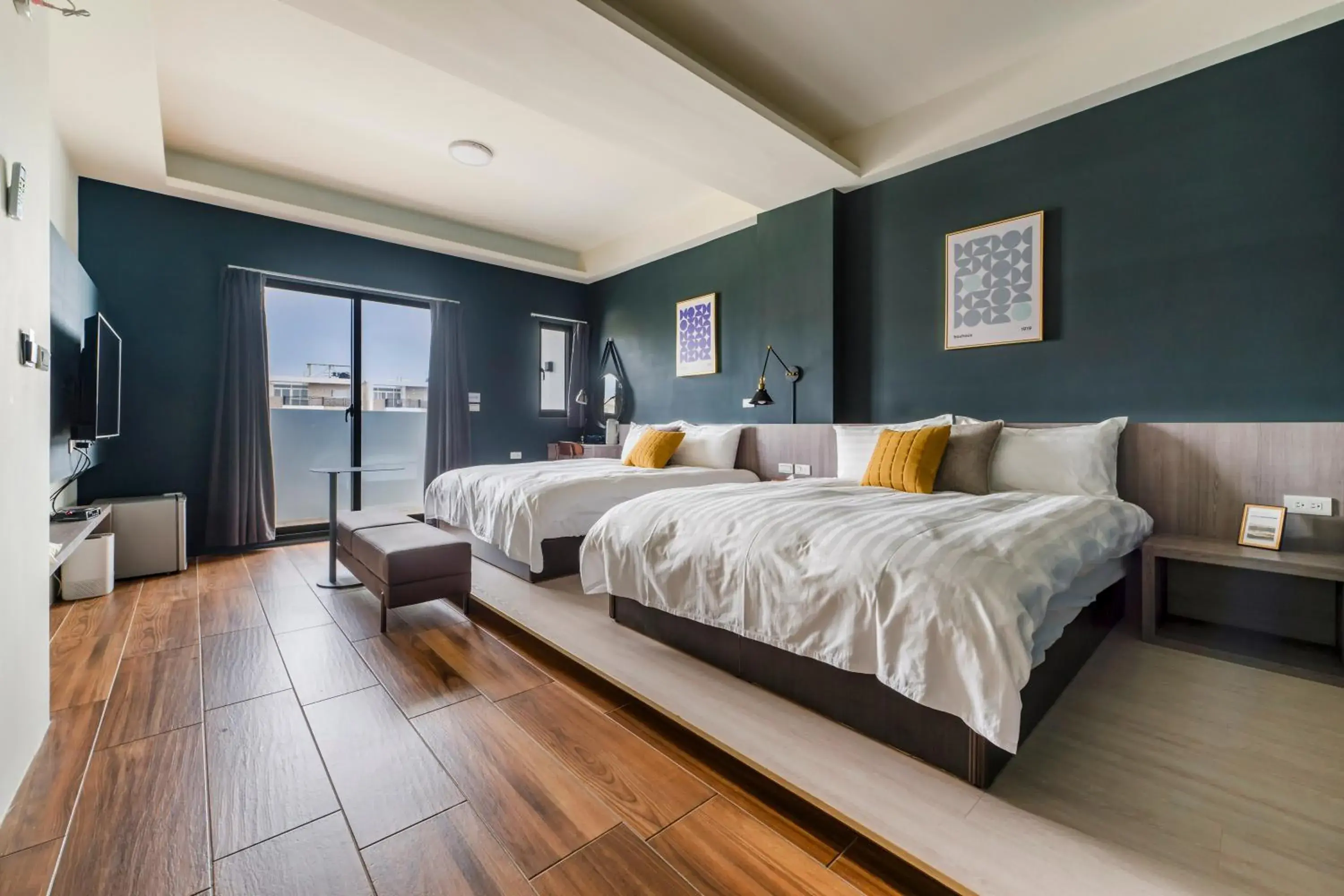 Family Room with Balcony in Chill Style Easy Stay Family Room with Balcony in Chill Style Easy Stay
