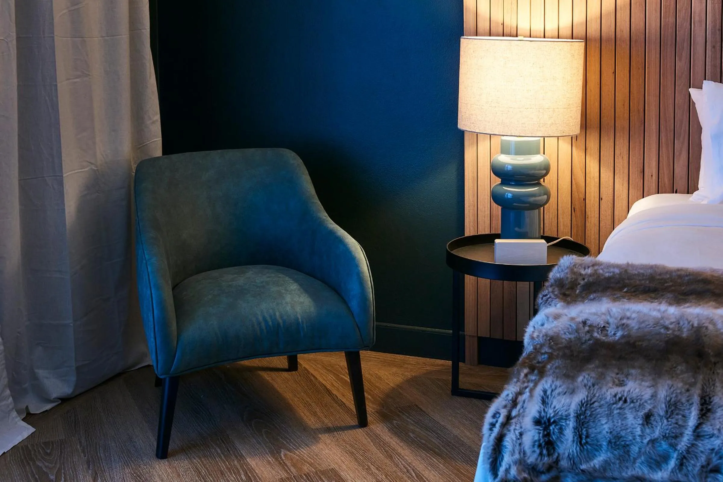 Seating area, Bed in The Blue Hotel Bondi