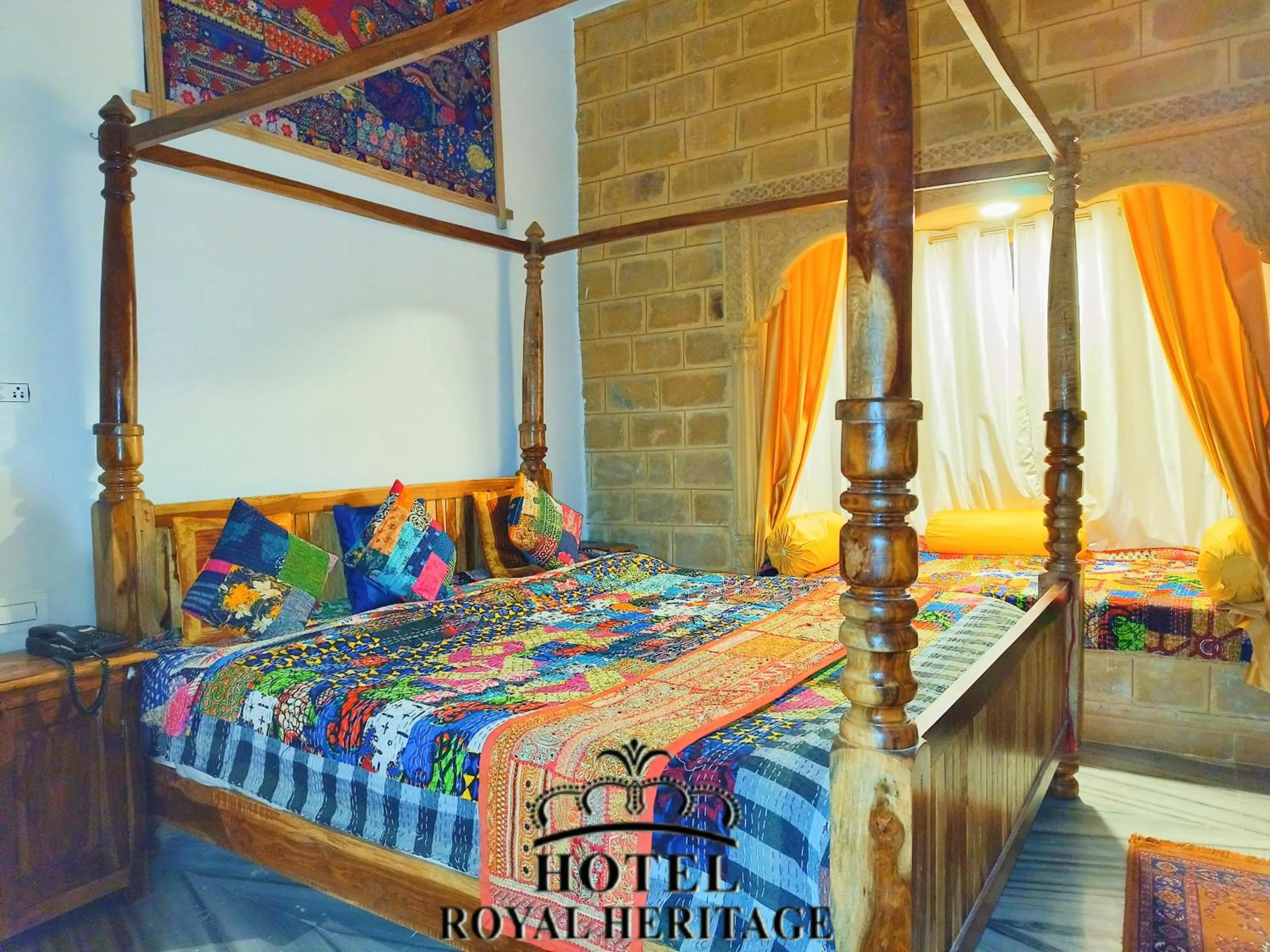 Bed in Hotel Royal Heritage