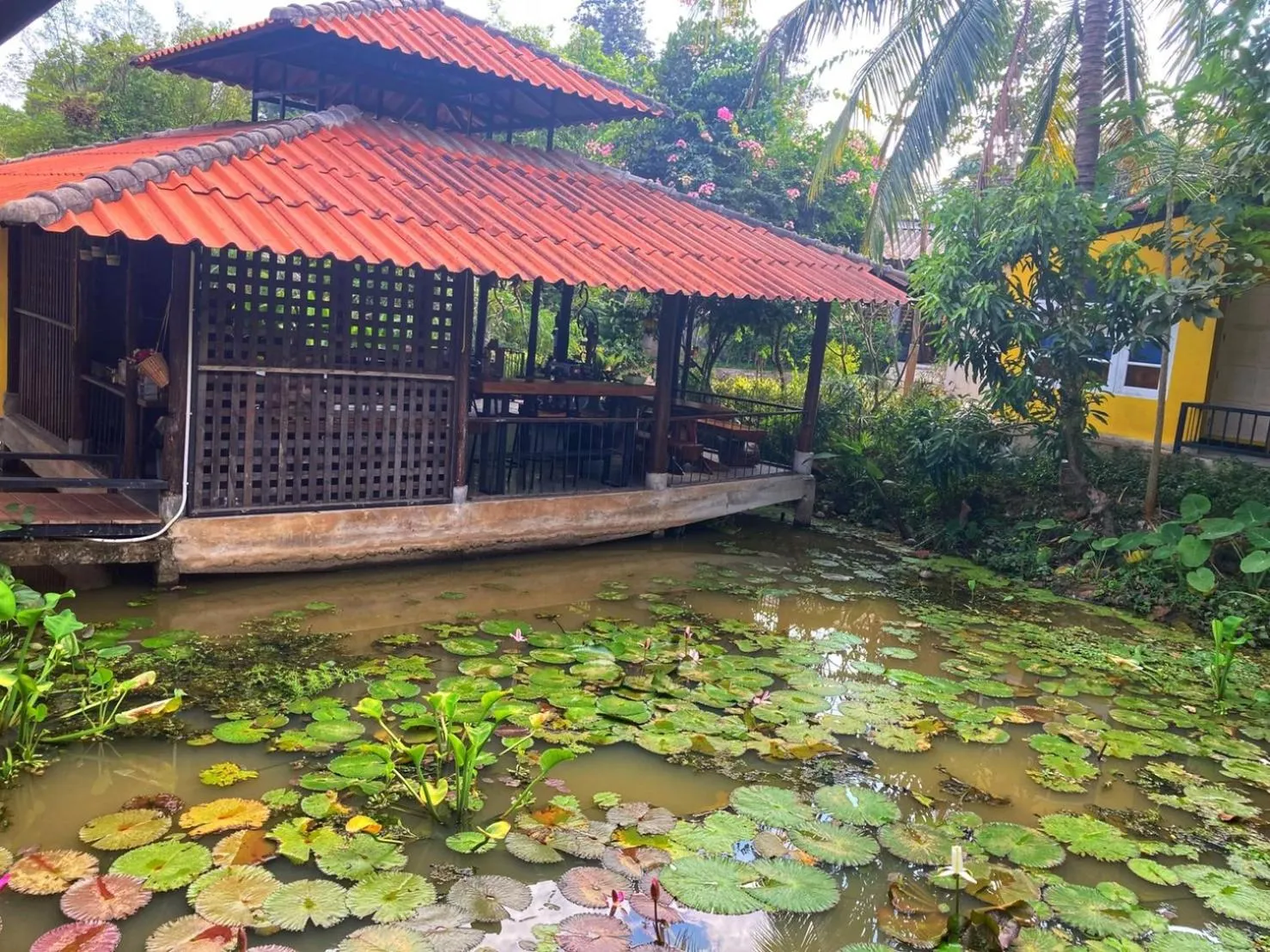 Property building in Nokkamin Home Chiang Dao