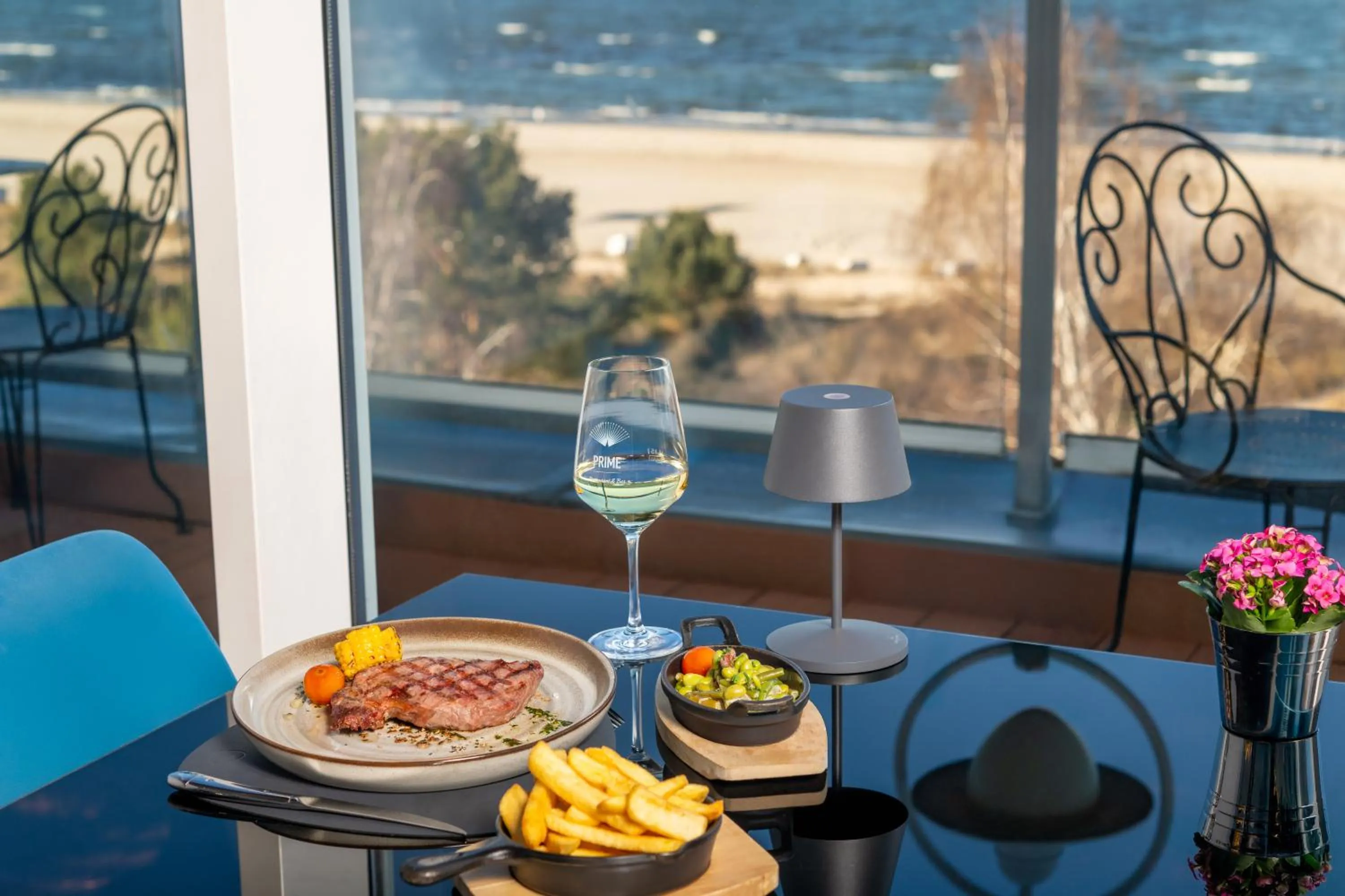 Restaurant/places to eat in Strandhotel Ahlbeck