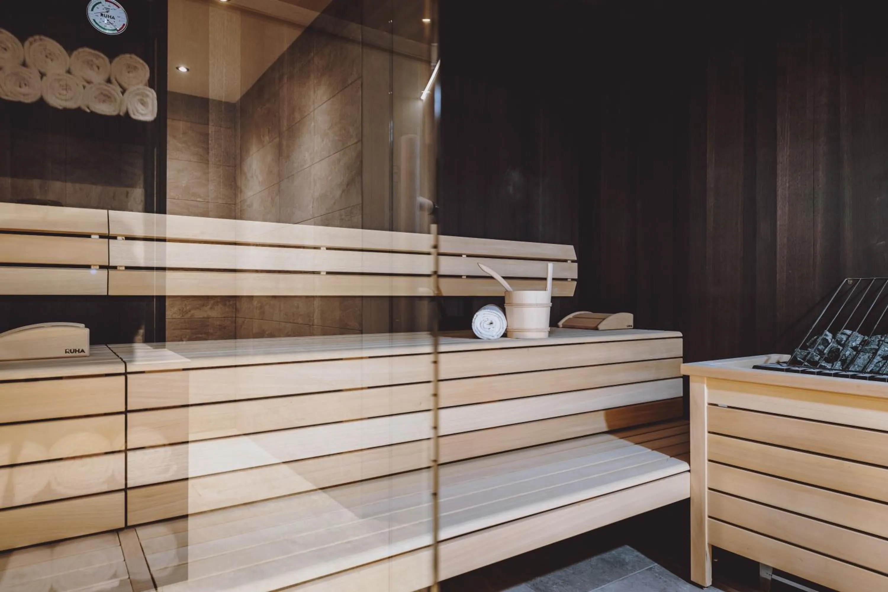 Sauna in GLEMM by AvenidA Superior Hotel & Residences