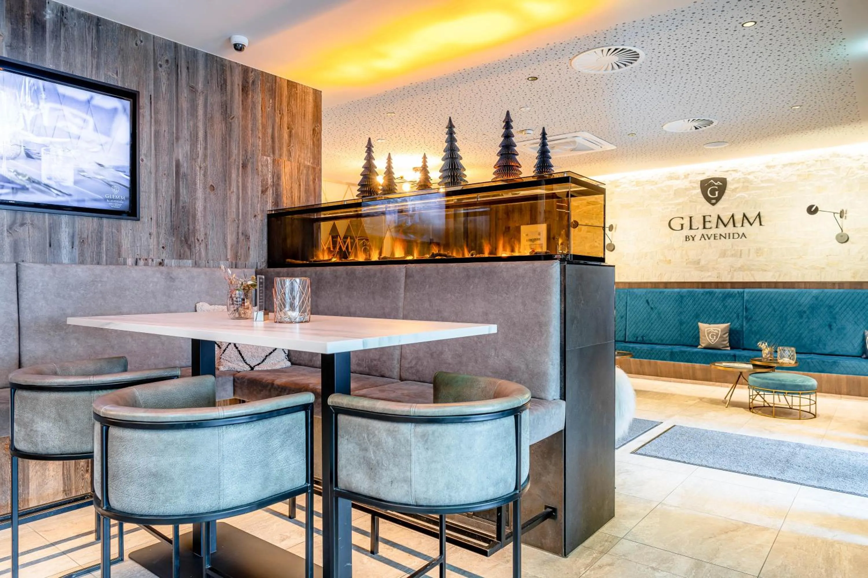 Seating area in GLEMM by AvenidA Superior Hotel & Residences