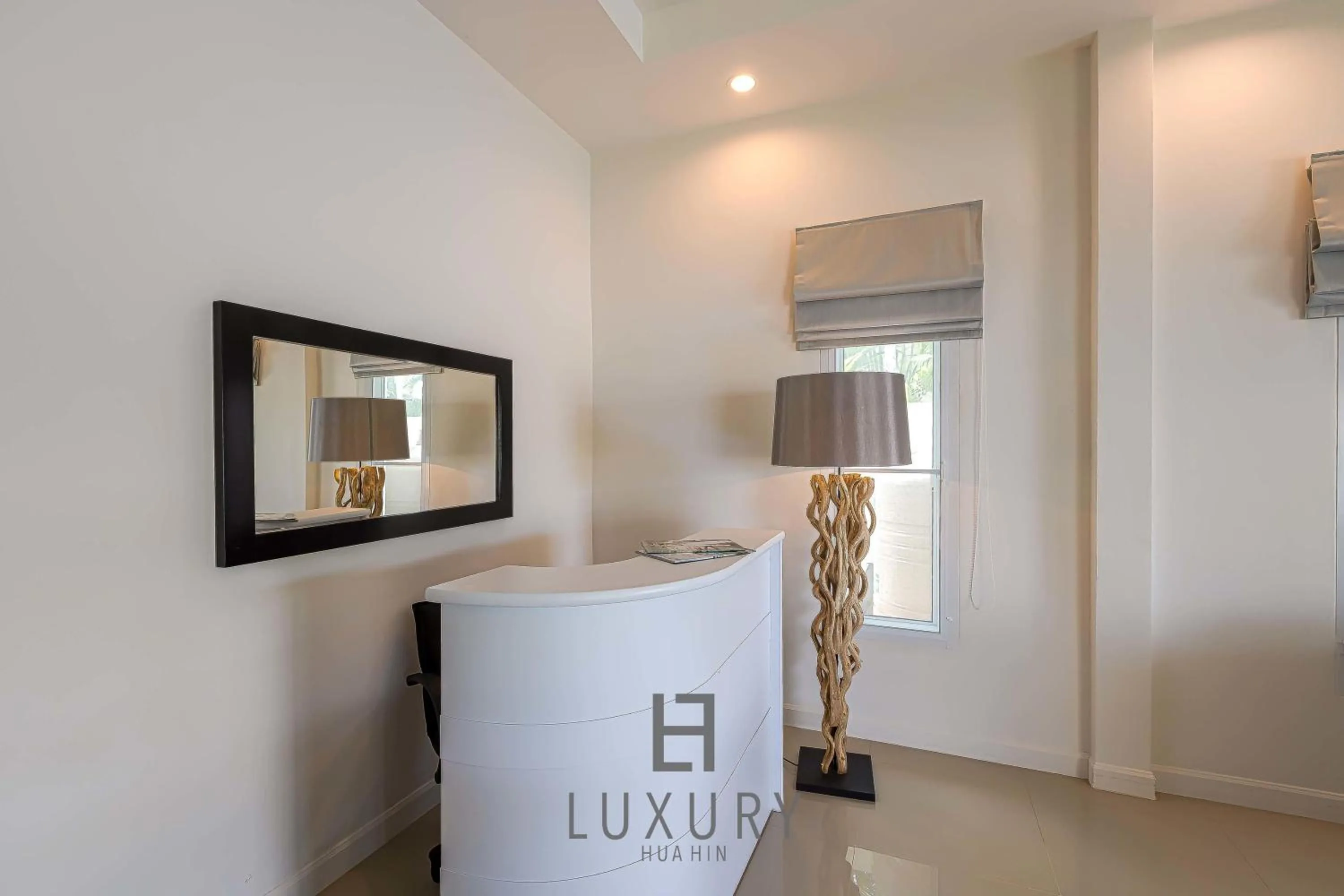 Cozy Modern 3 Bedroom Pool Villa L70