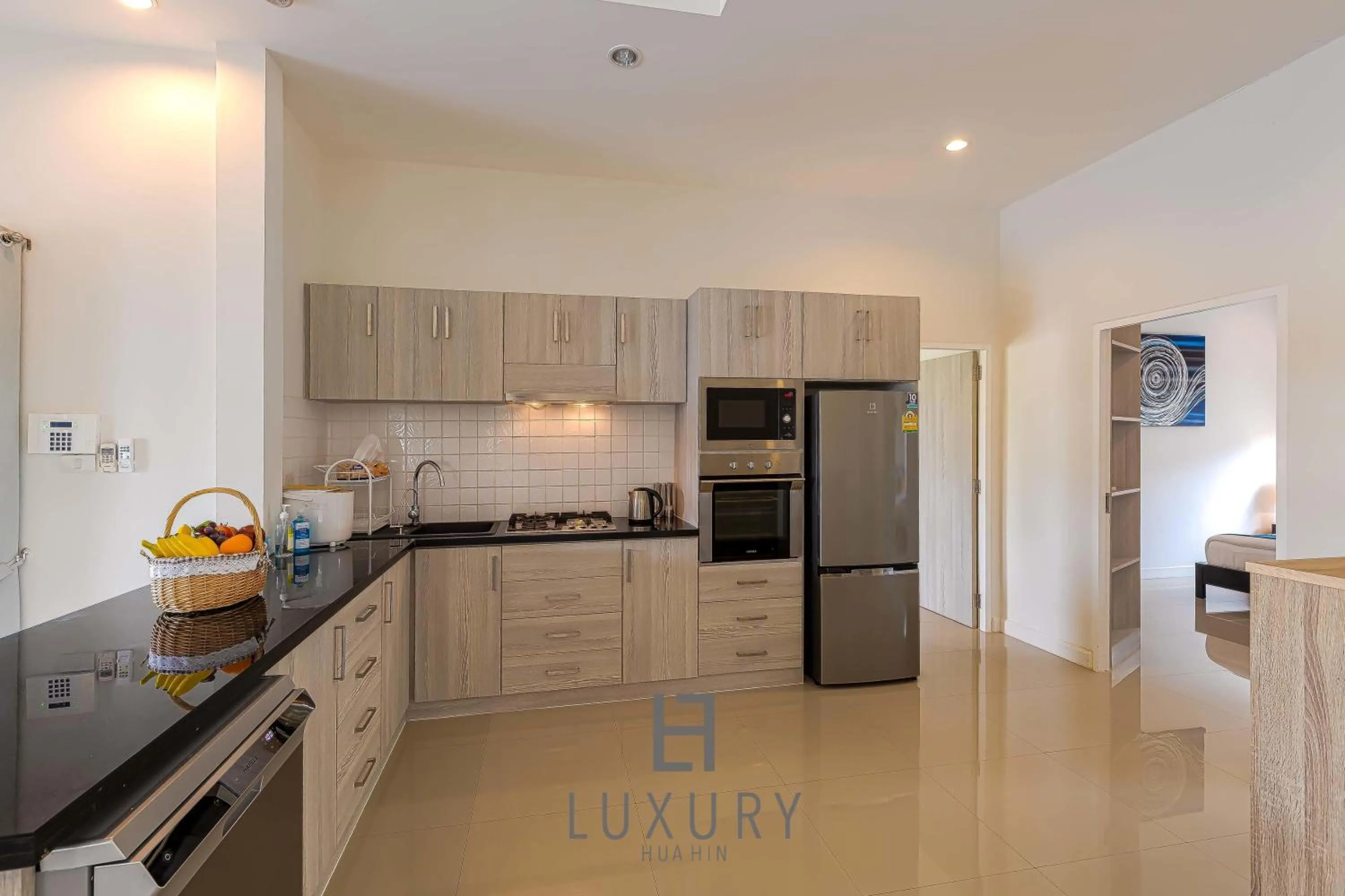 Cozy Modern 3 Bedroom Pool Villa L70