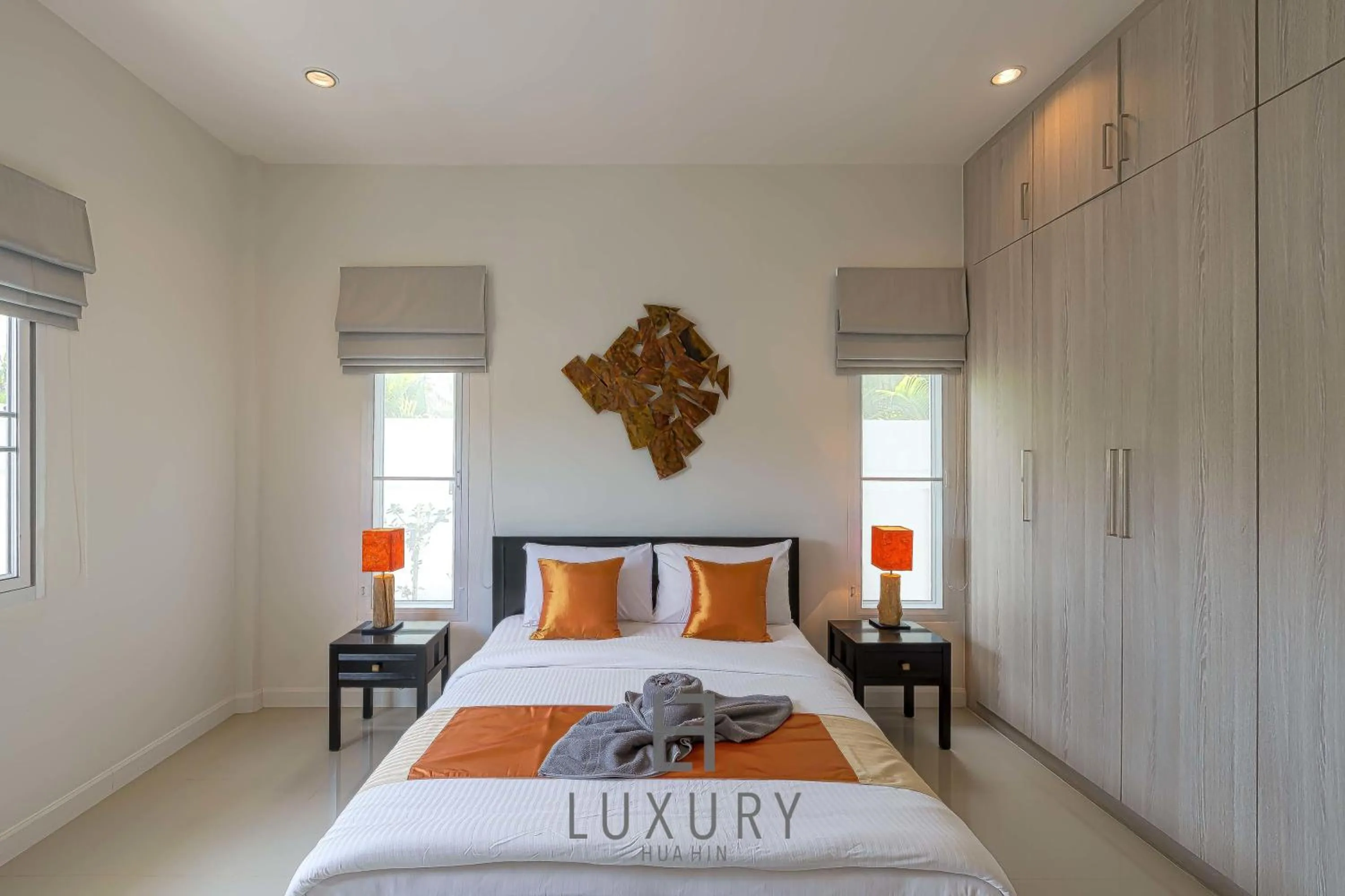 Bed in Cozy Modern 3 Bedroom Pool Villa L70