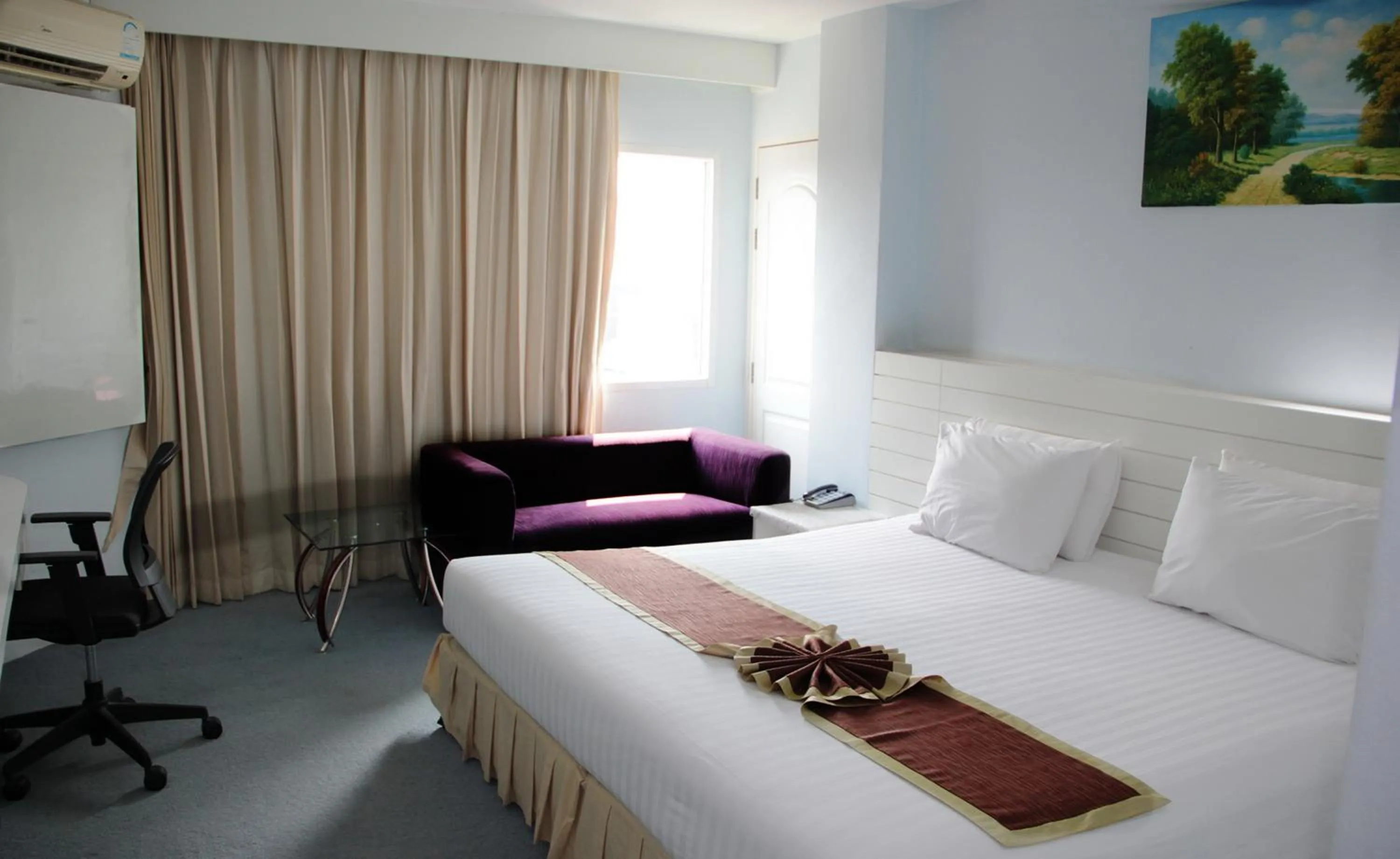 Bedroom, Bed in V Verve Service Apartment Hotel