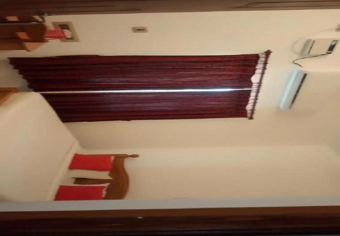 Bed in Haleemas Residency