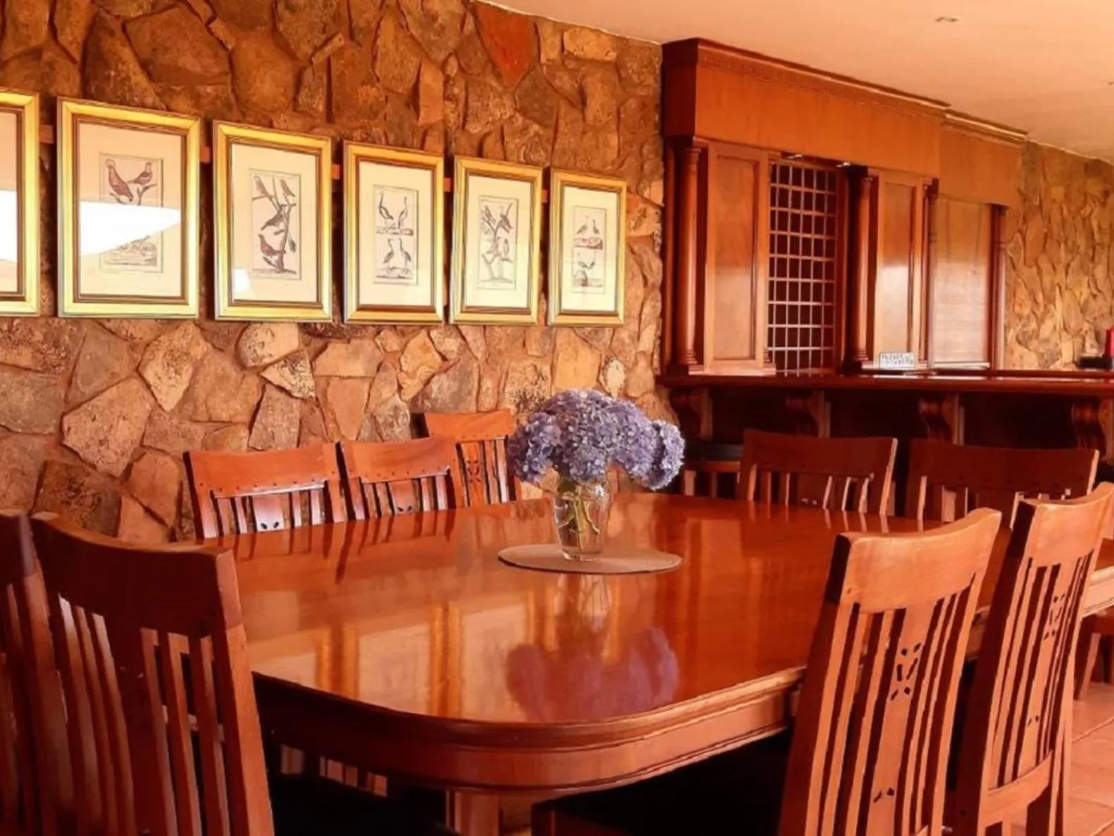 Property building in Amberley Mountain Reserve