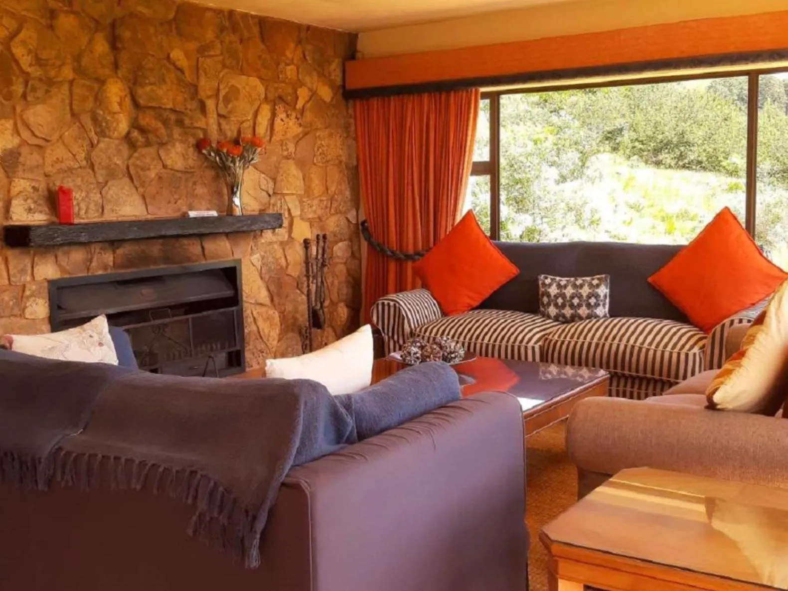 Living room in Amberley Mountain Reserve