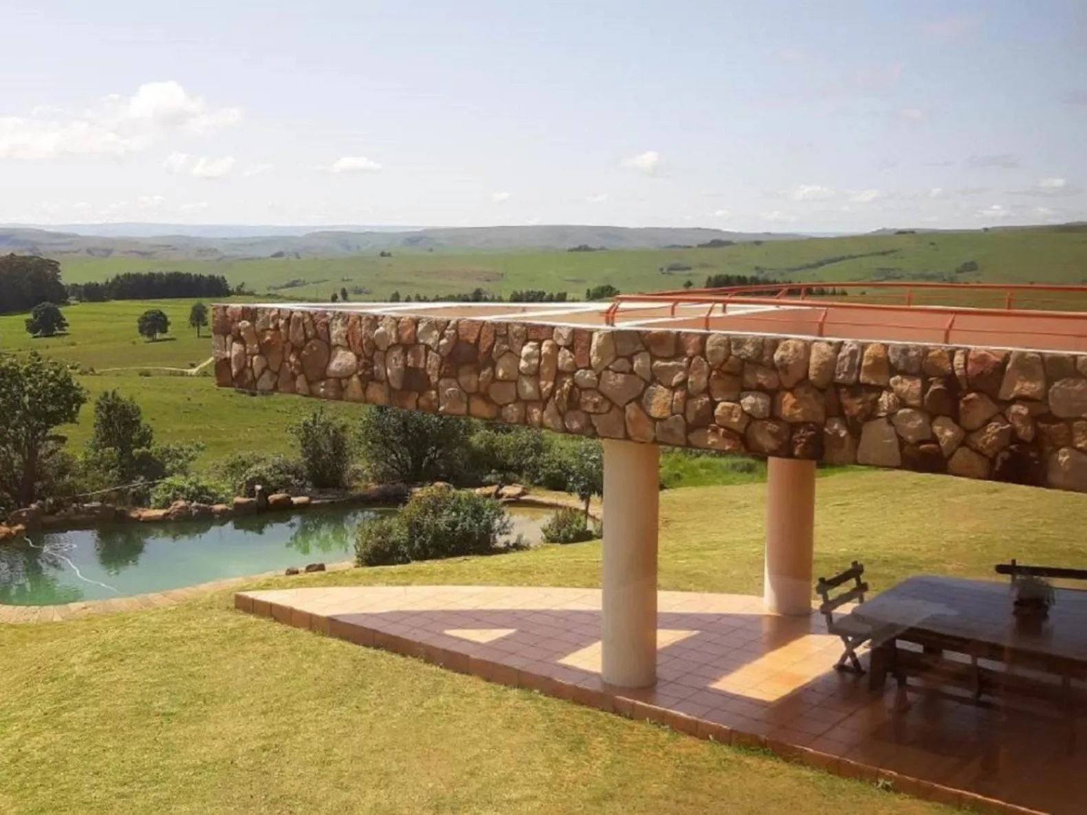 Property building in Amberley Mountain Reserve
