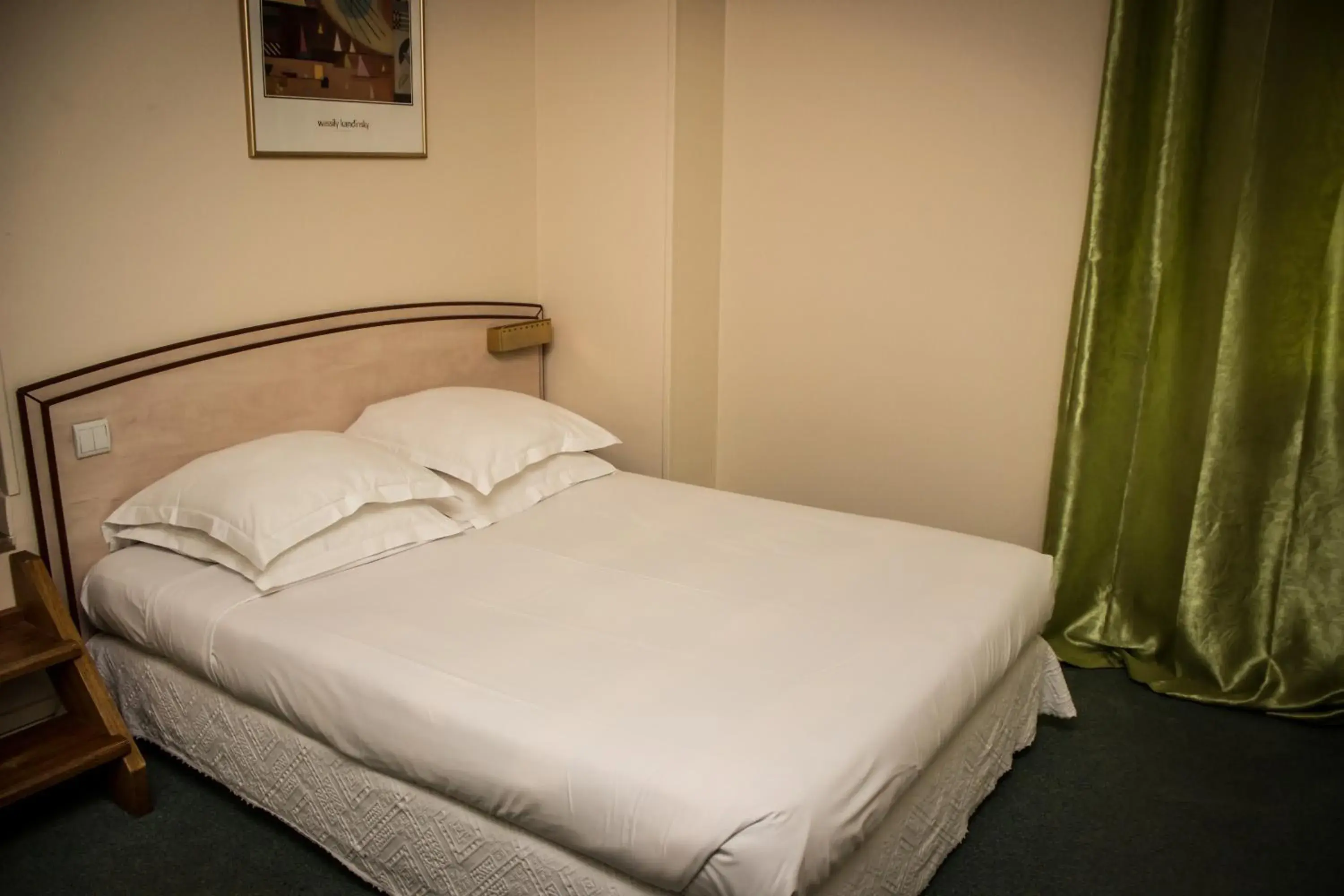 Double Room in Le Terminus Double Room in Le Terminus
