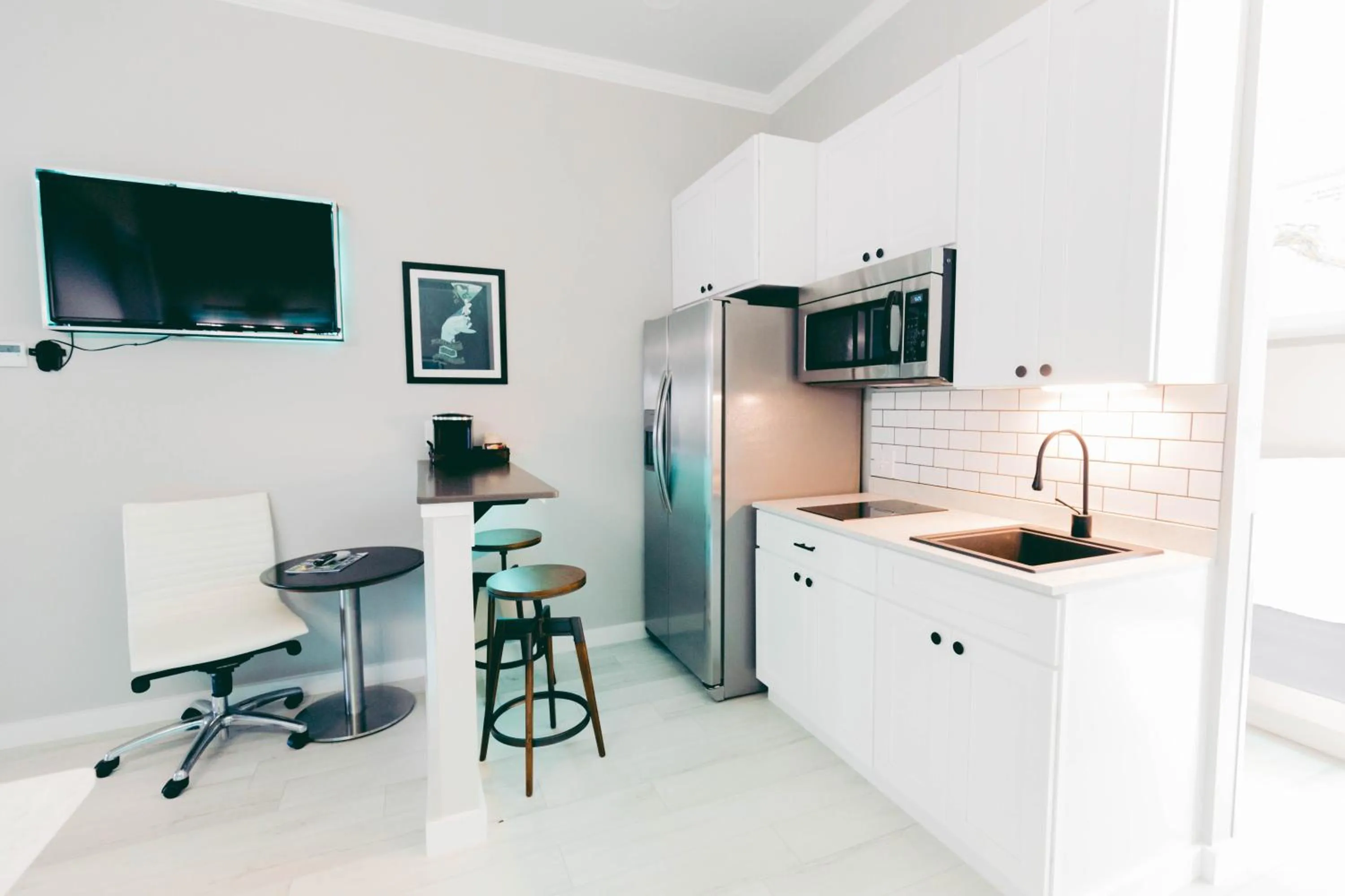 River Sirens Hotel-Contactless Check in Hotel