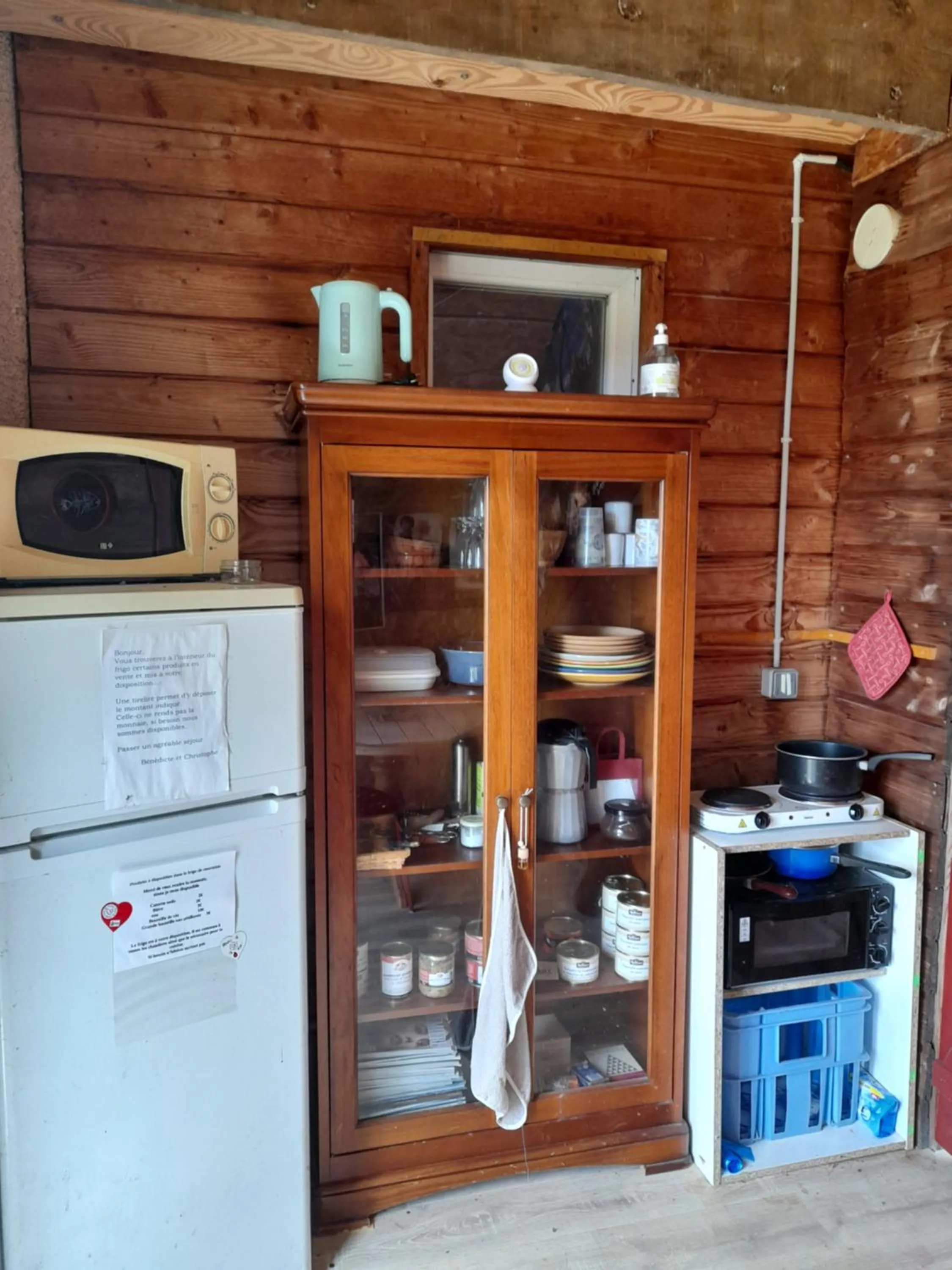 Kitchen or kitchenette in Maison Dougnac