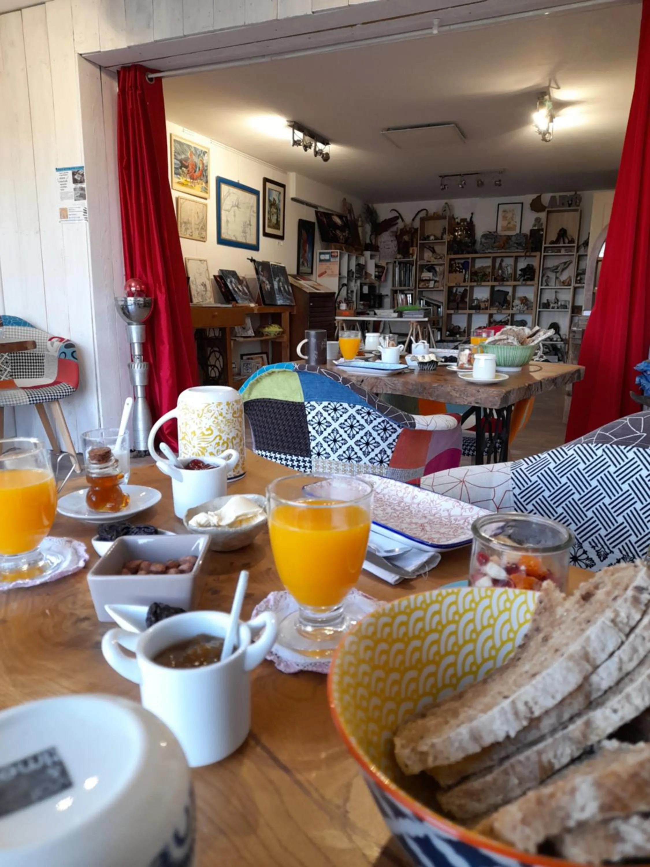 Breakfast in Maison Dougnac