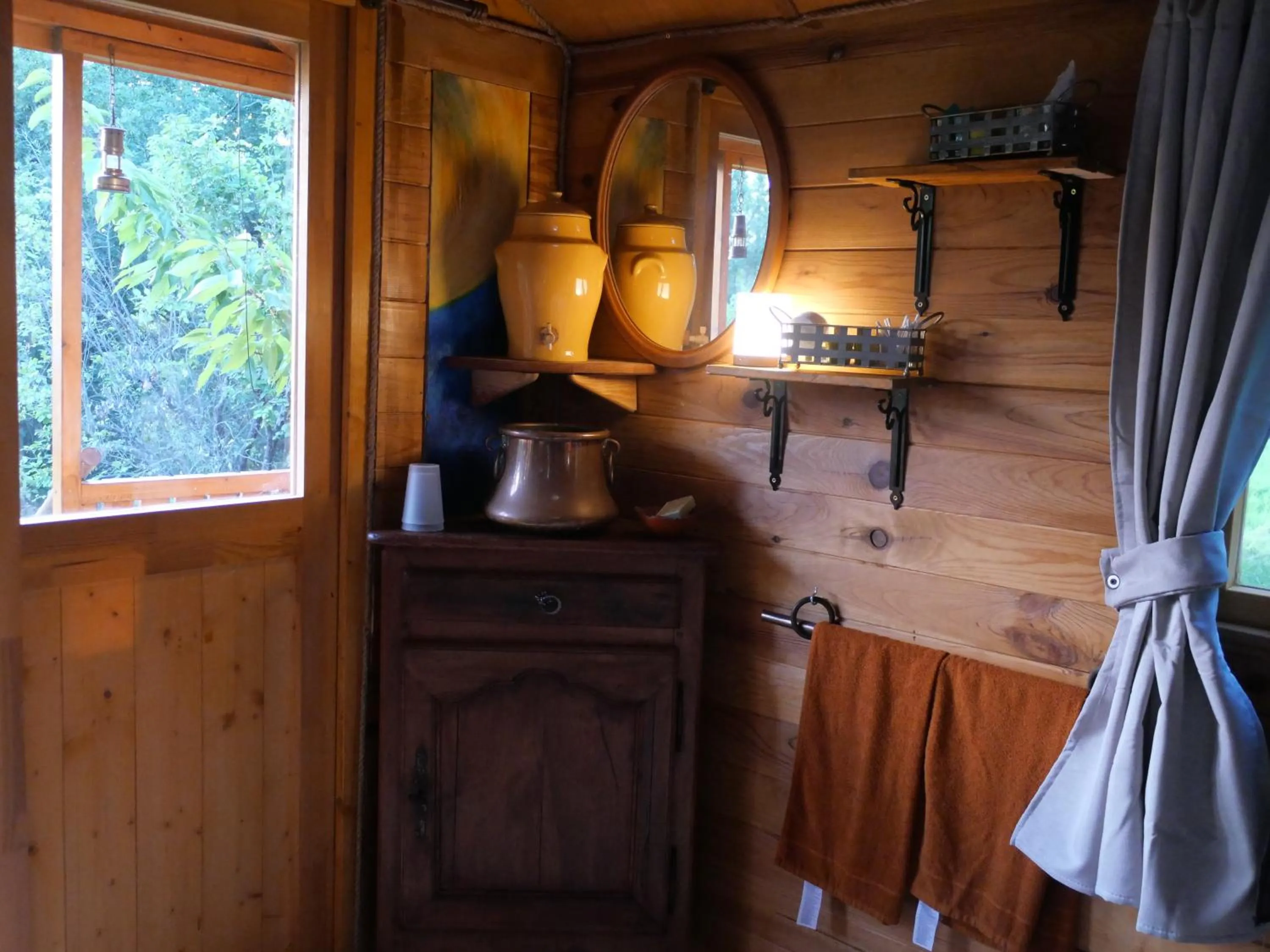 Bathroom in Maison Dougnac