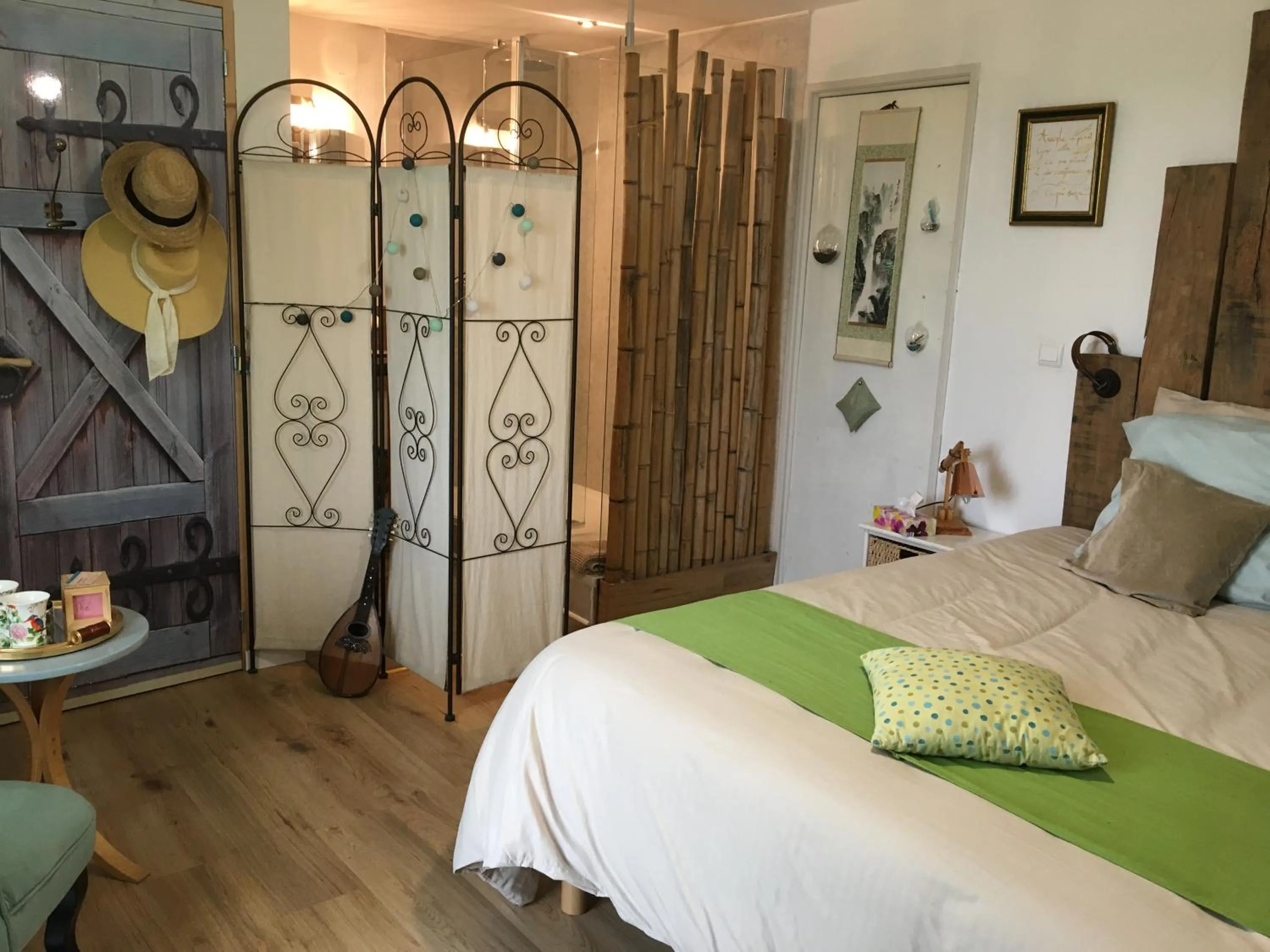 Bedroom, Bed in Maison Dougnac