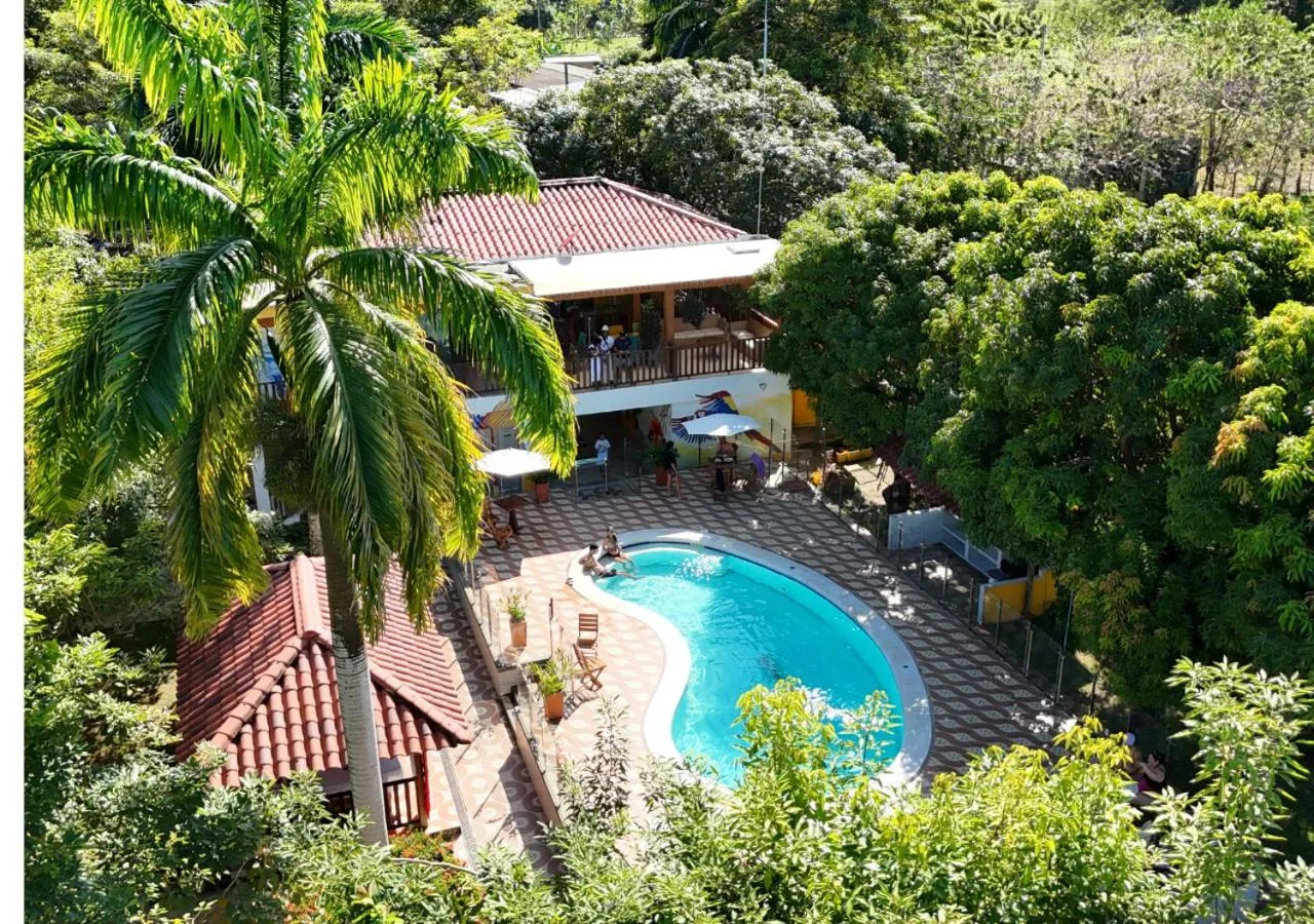 Property building in Senderos del Mar, Hotel con AC, Piscina, cerca de Tayrona