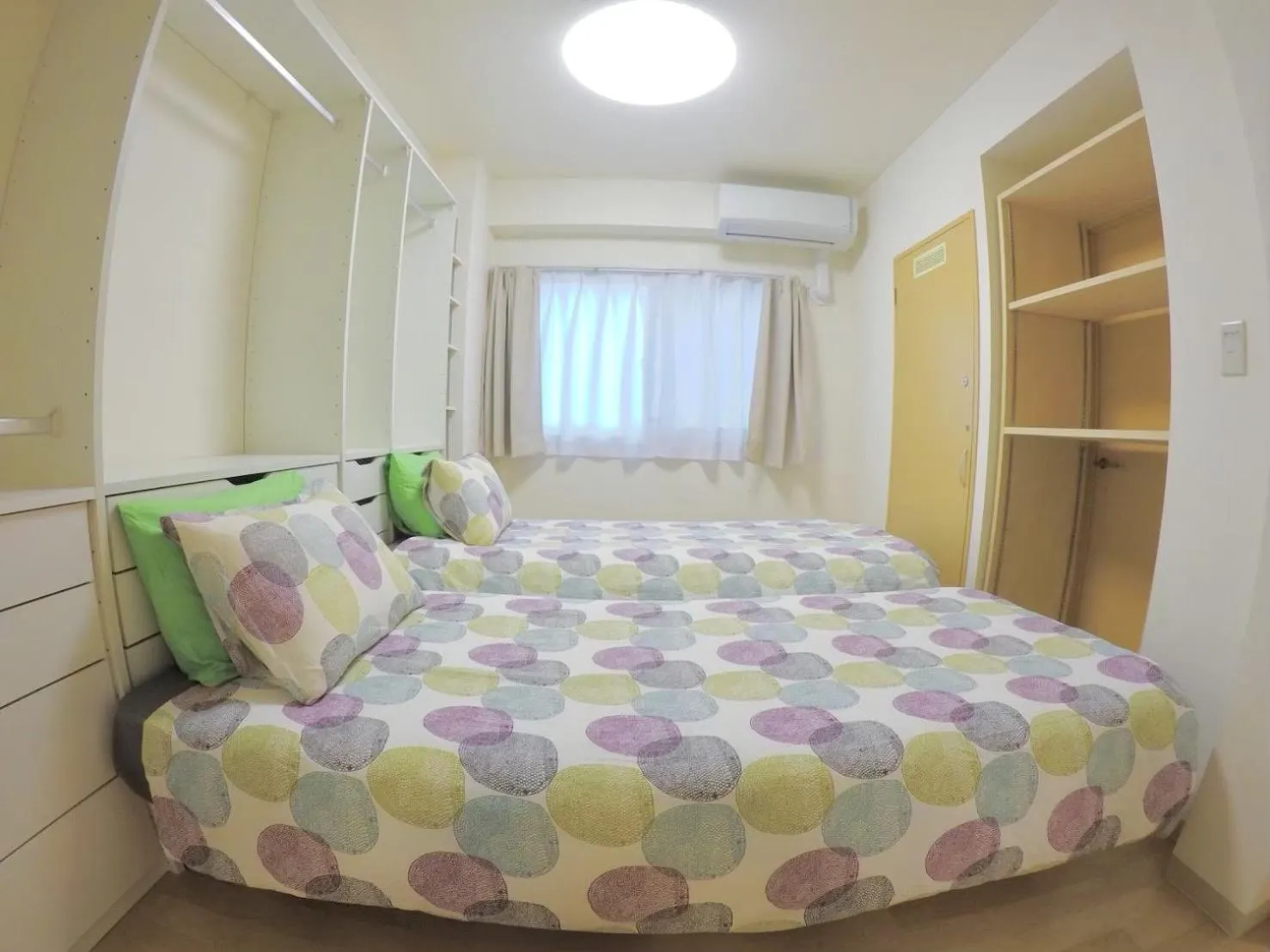 Bed in Hotel Flourish 67