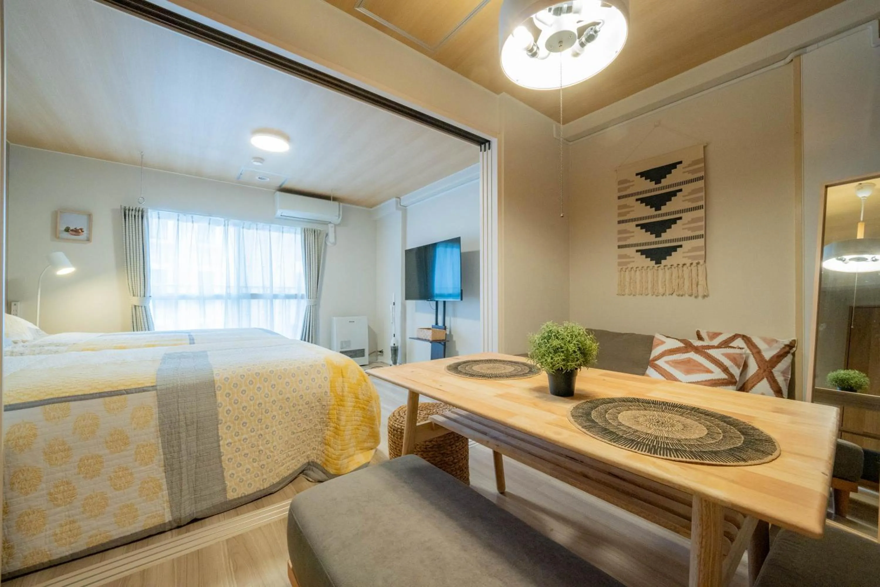 Bed in Hotel Flourish 67