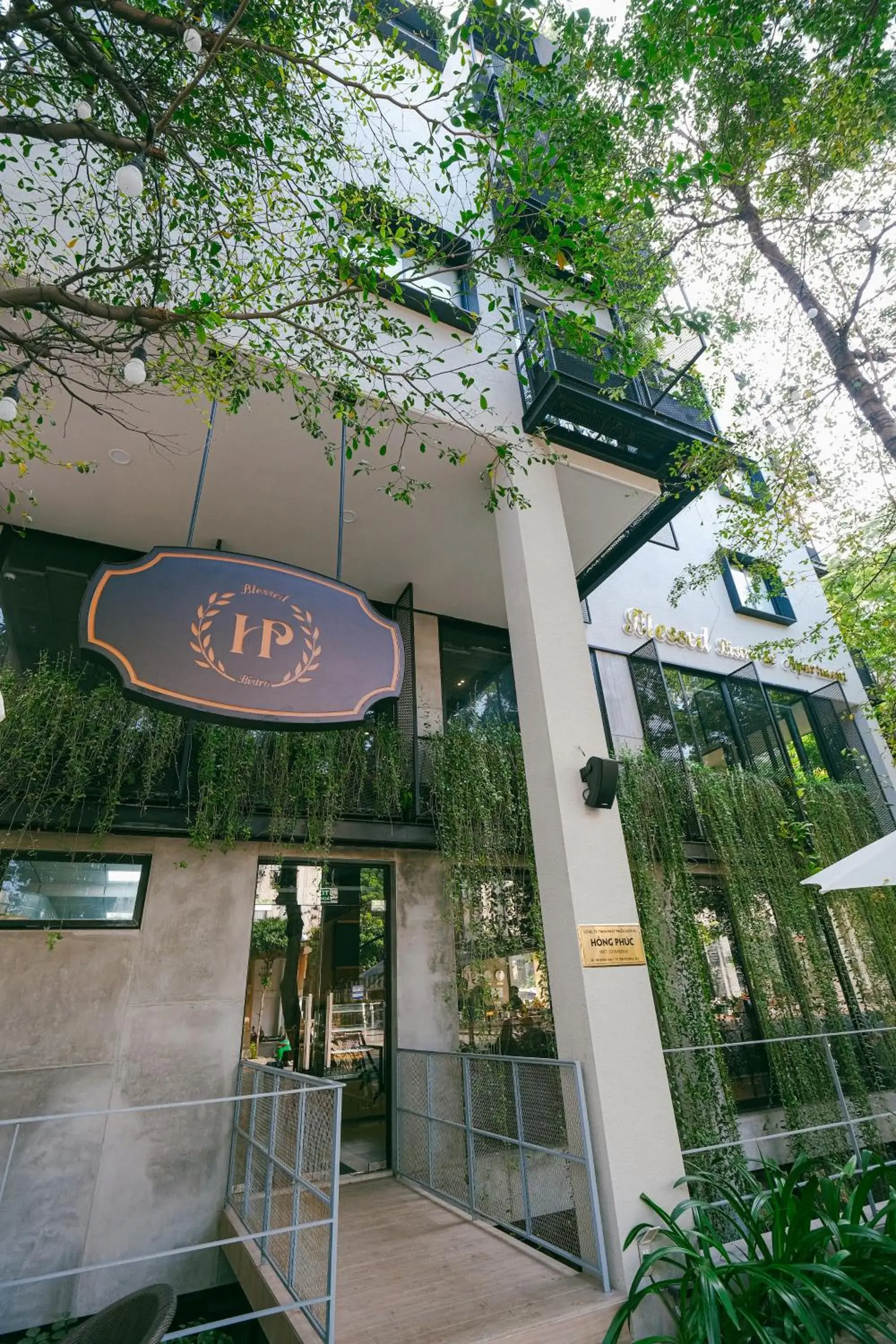 Facade/entrance in BLESSED Hotel Facade/entrance in BLESSED Hotel