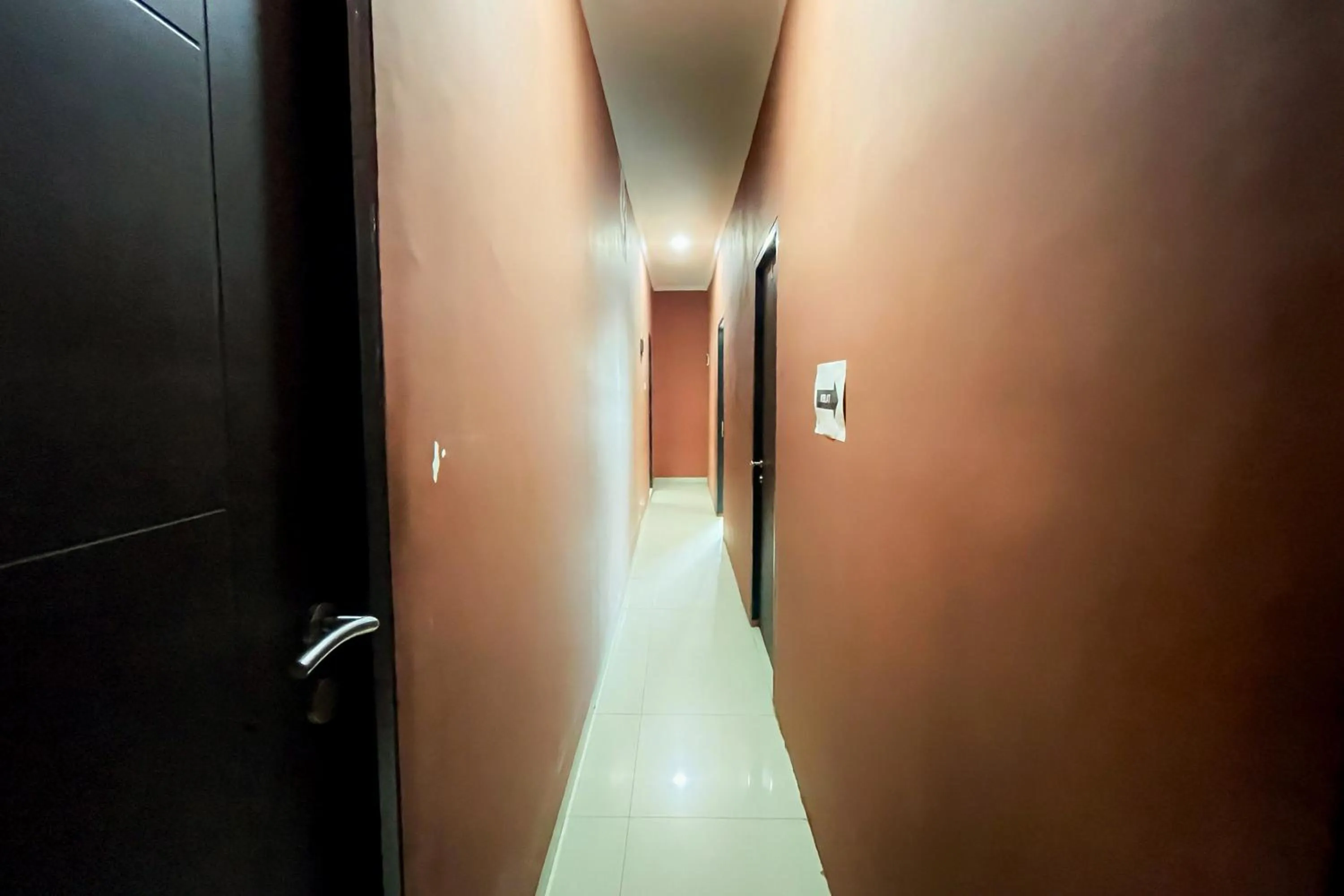 Property building in Citara Jaya Guesthouse Mitra RedDoorz