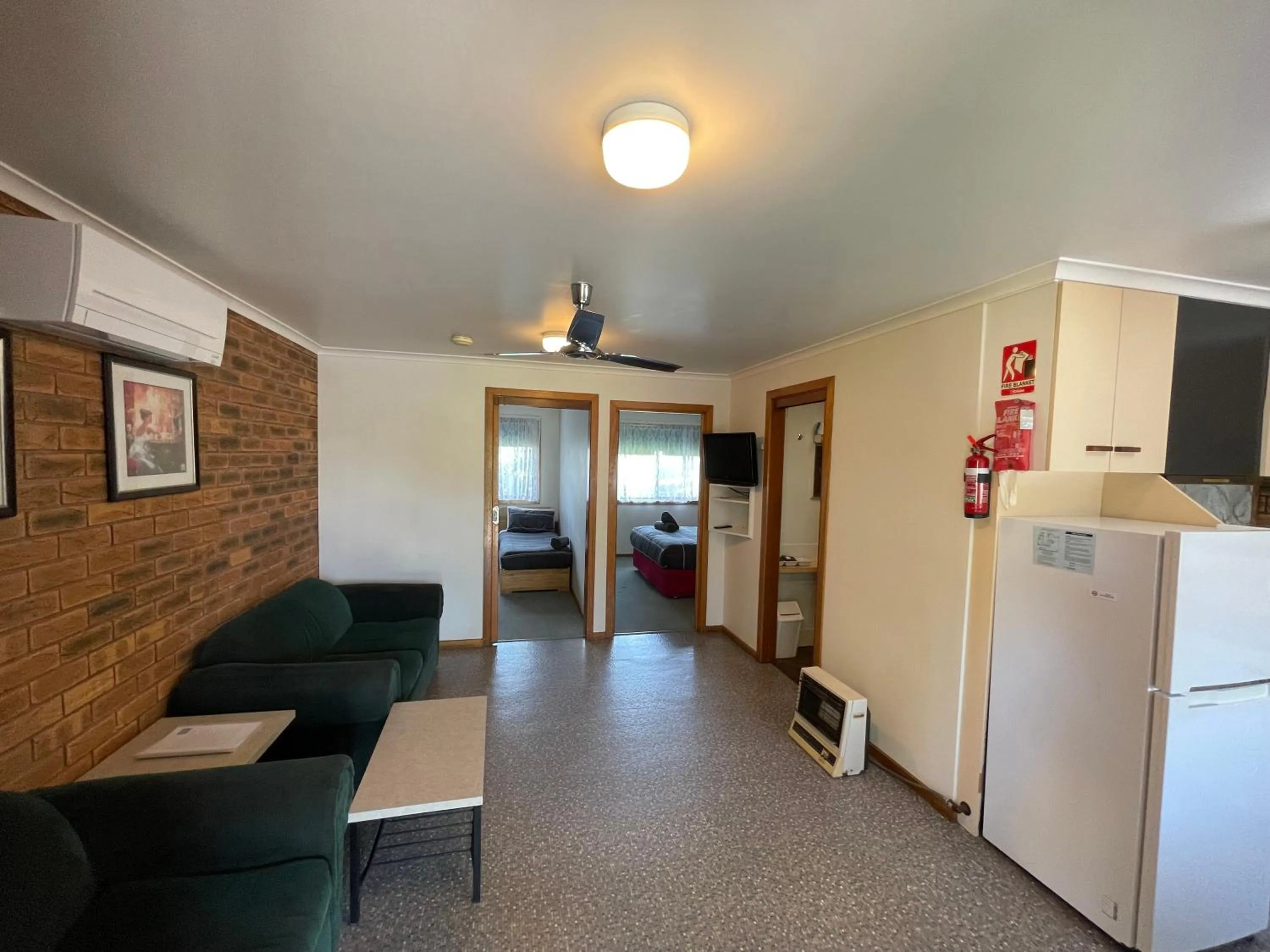 Marlo Caravan Park & Motel