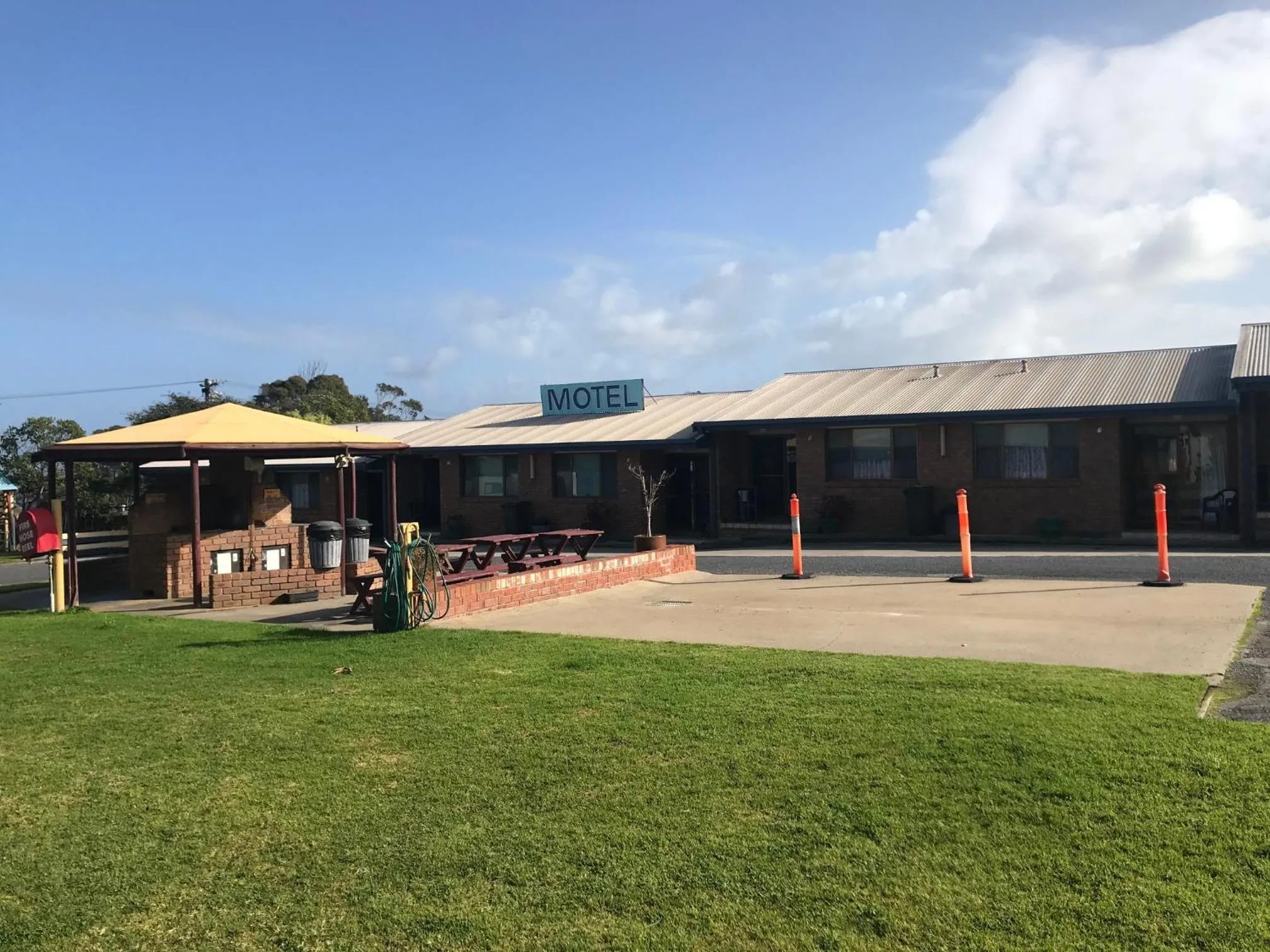 Property building in Marlo Caravan Park & Motel