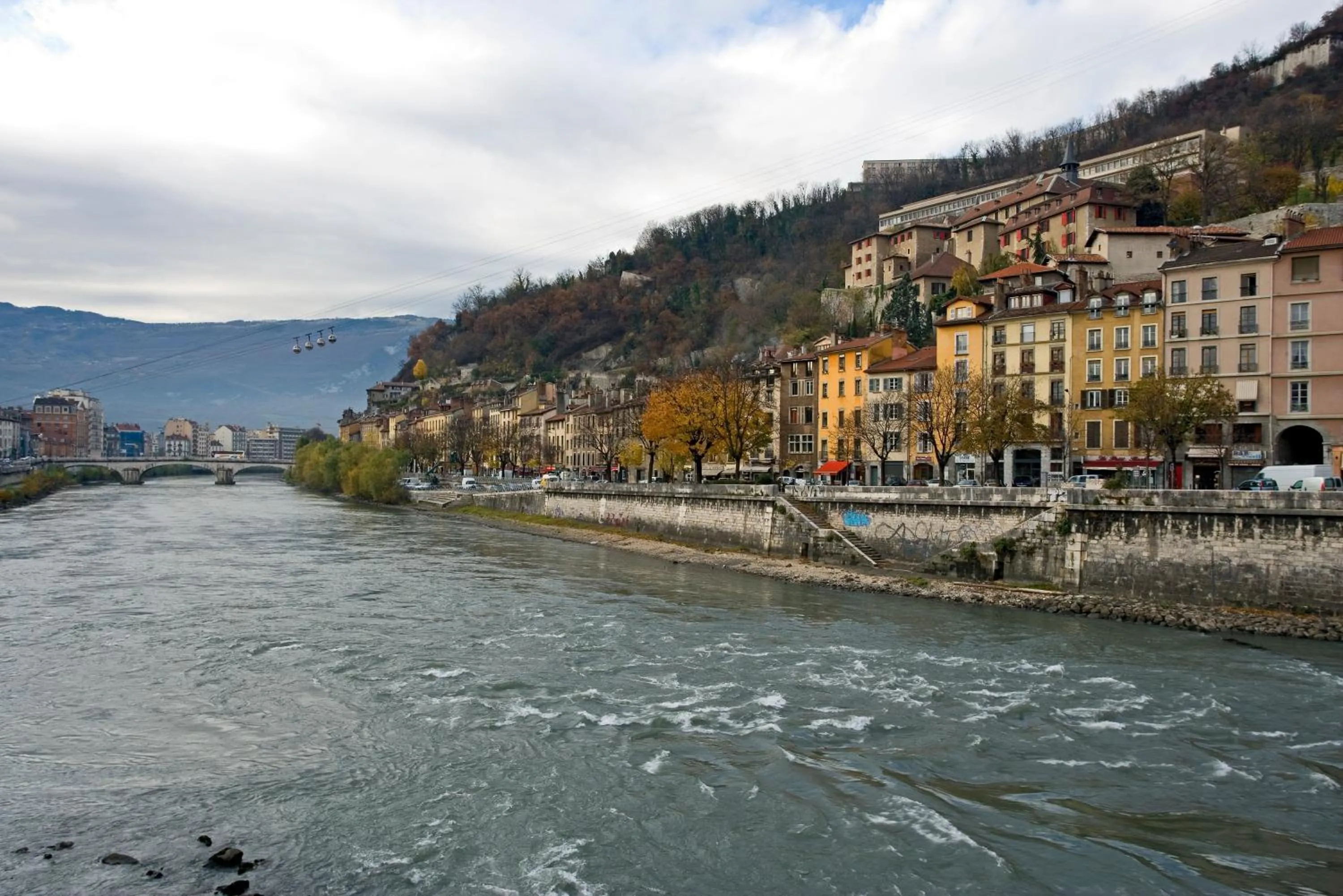 Nearby landmark in hotelF1 Grenoble Université