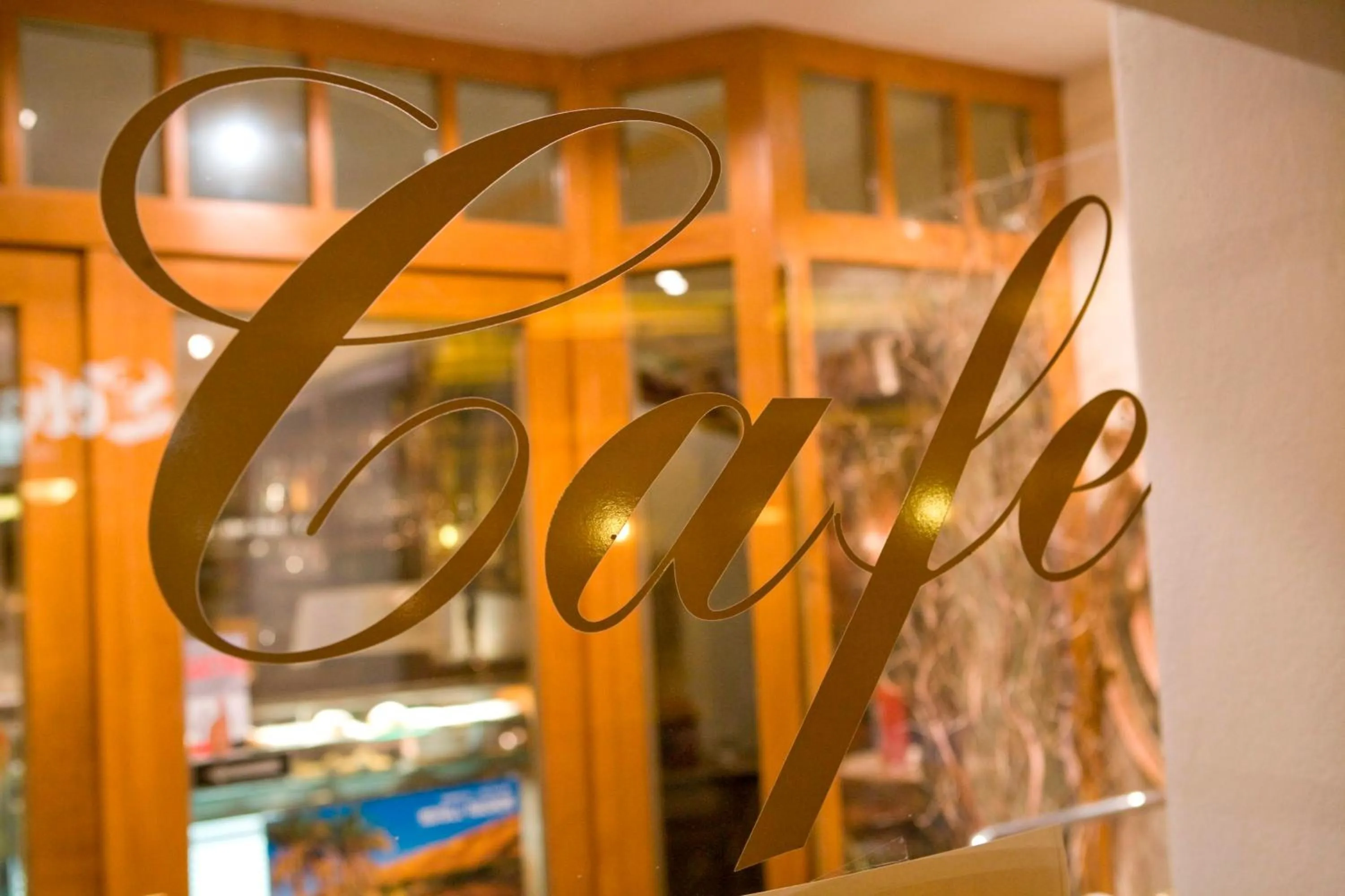 Restaurant/places to eat in Appartements Cella Central