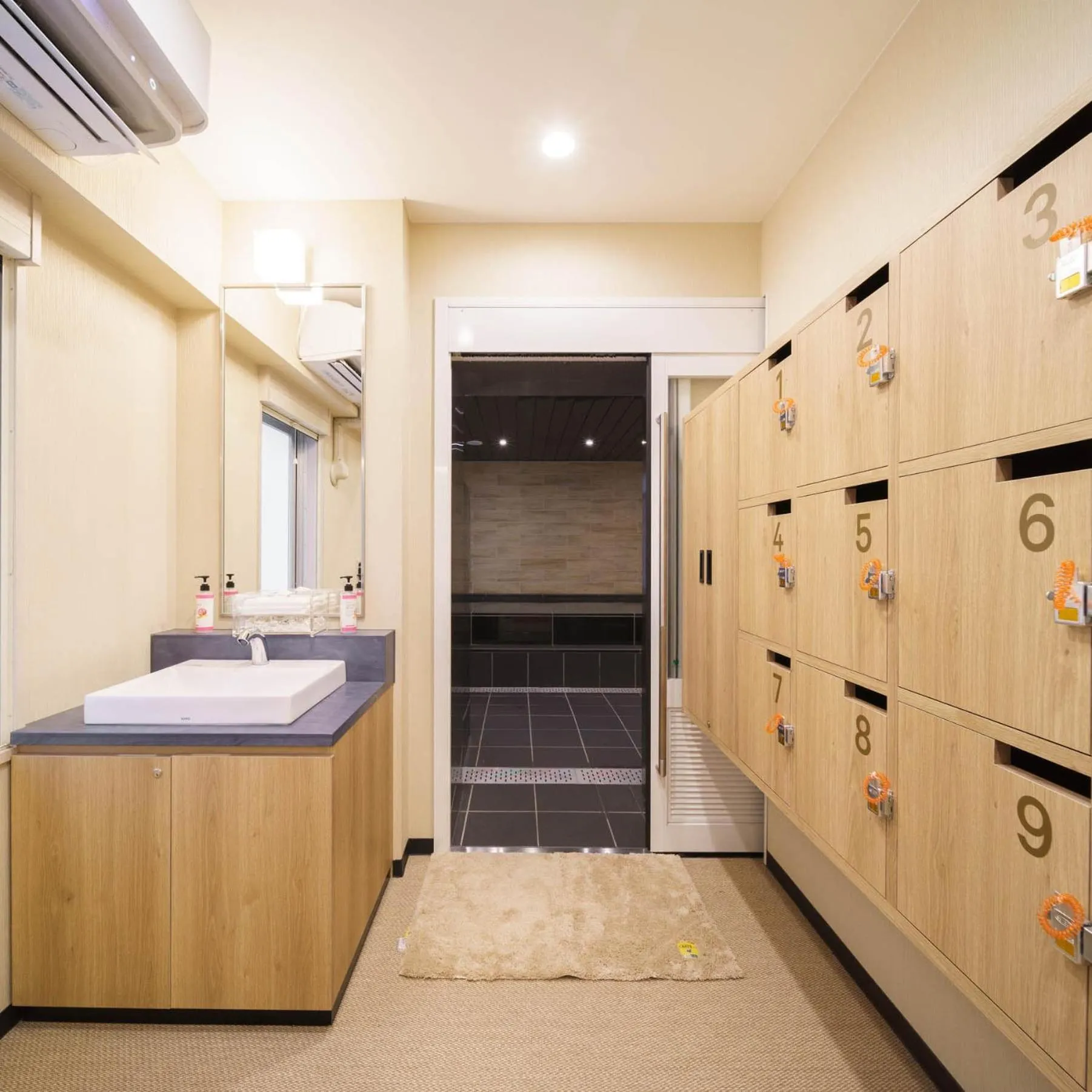 Bed in Super Hotel Sendai Hirose Dori