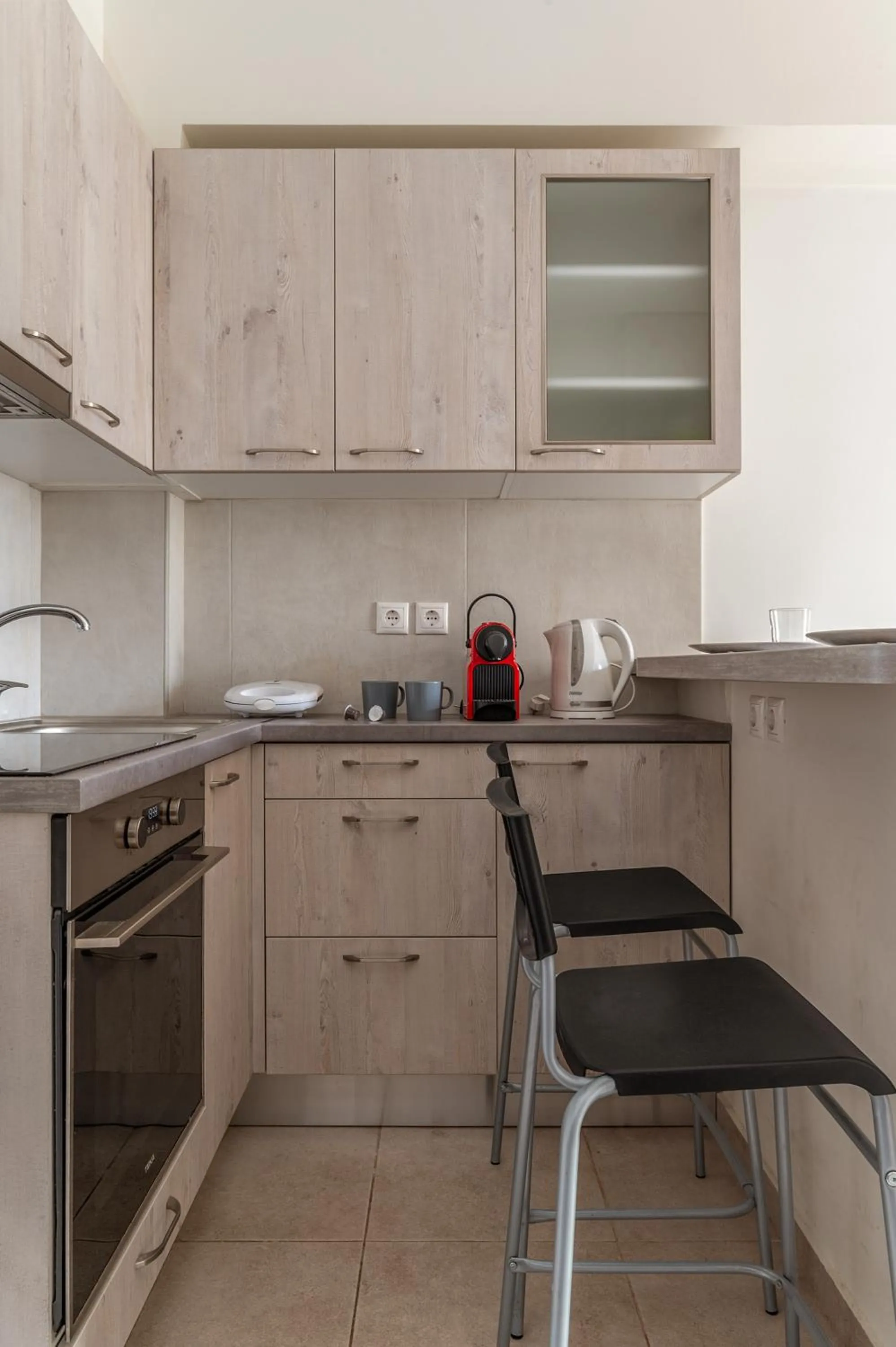 Kitchen or kitchenette in Elvita Apartments 3