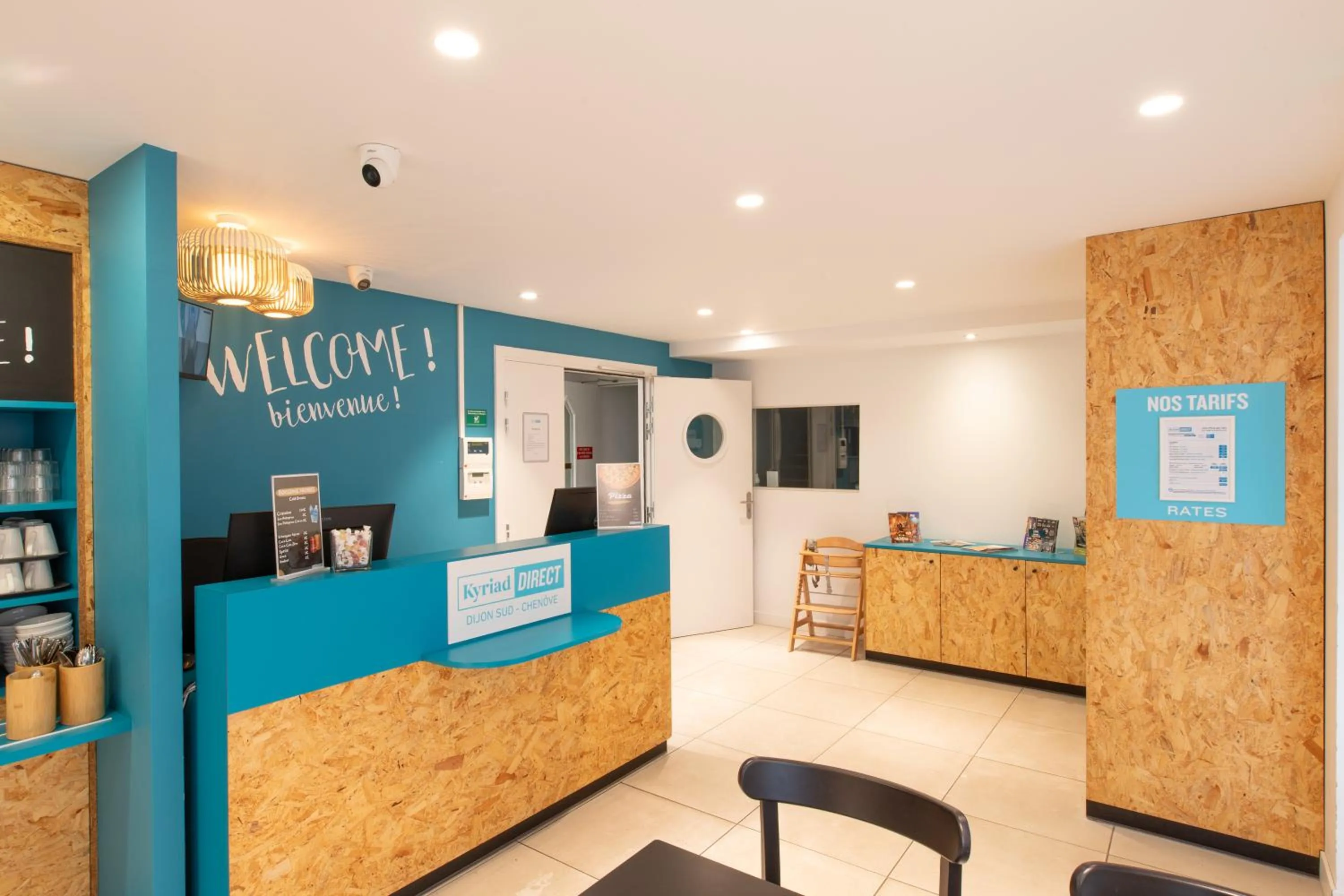 Lobby or reception in Kyriad Direct Dijon Sud - Chenove