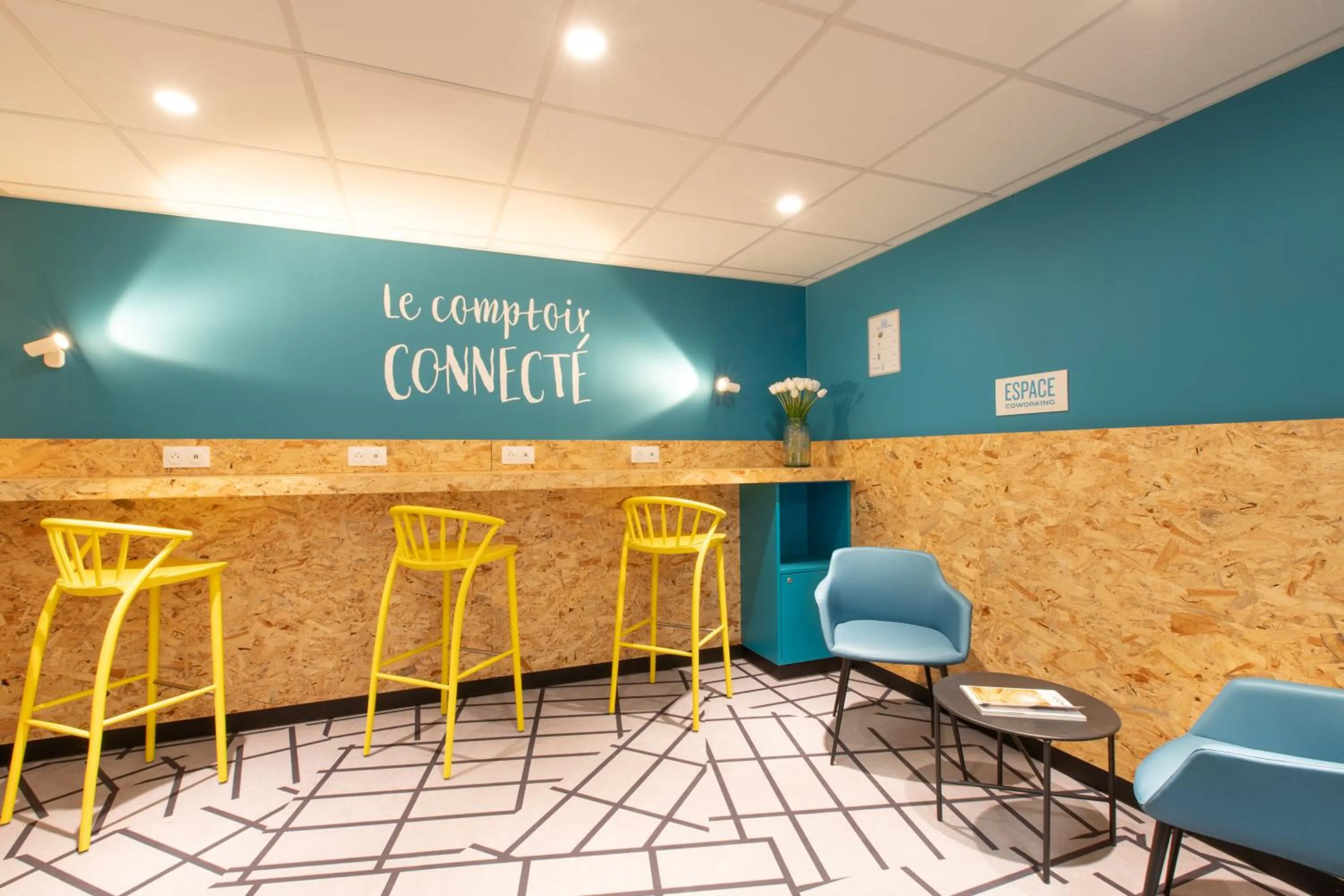 Lobby or reception in Kyriad Direct Dijon Sud - Chenove
