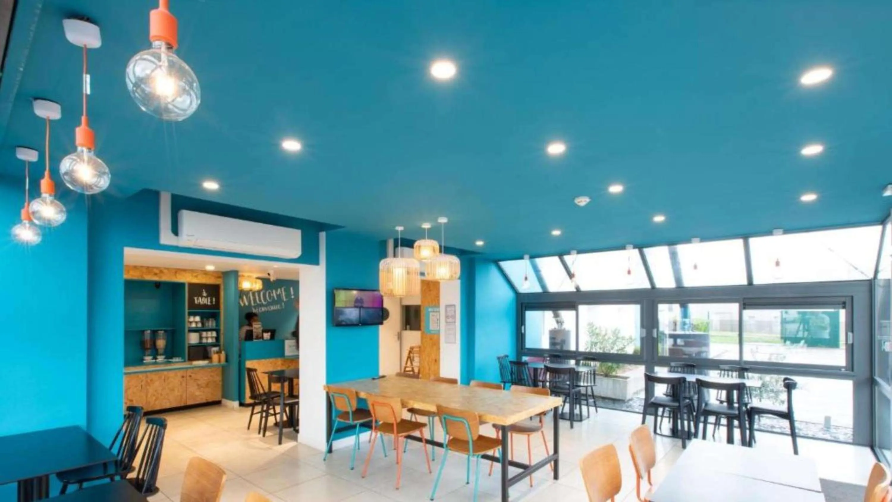 Restaurant/places to eat in Kyriad Direct Dijon Sud - Chenove