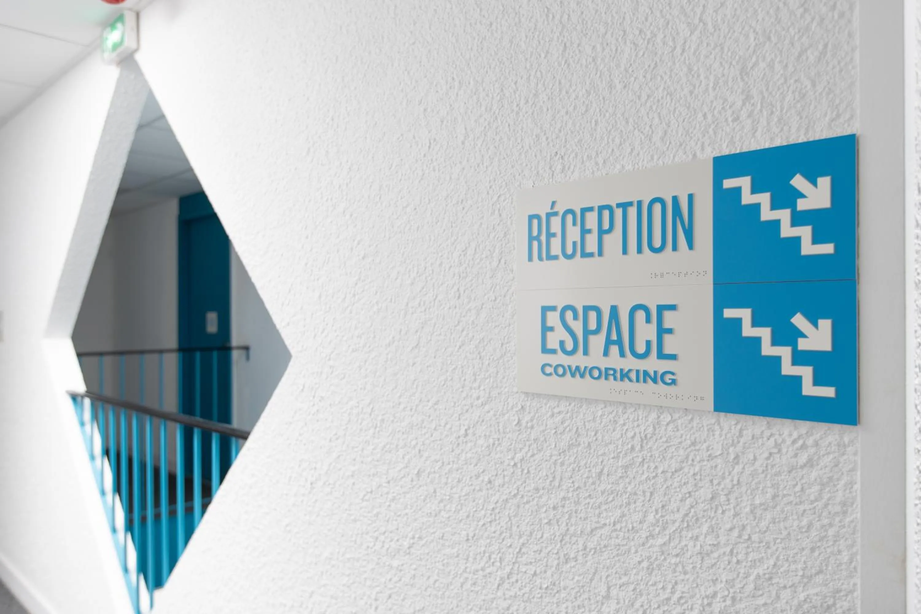 acessibility in Kyriad Direct Dijon Sud - Chenove