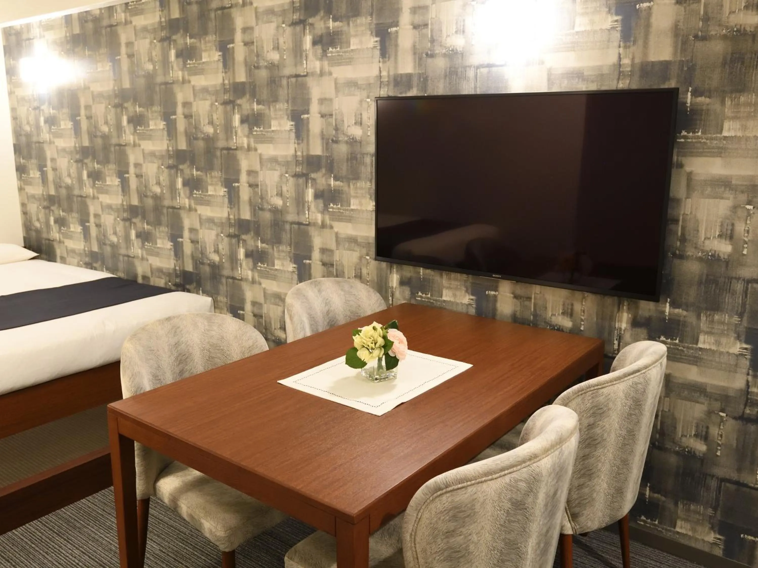 Bed in Amistad Hotel Fukuoka