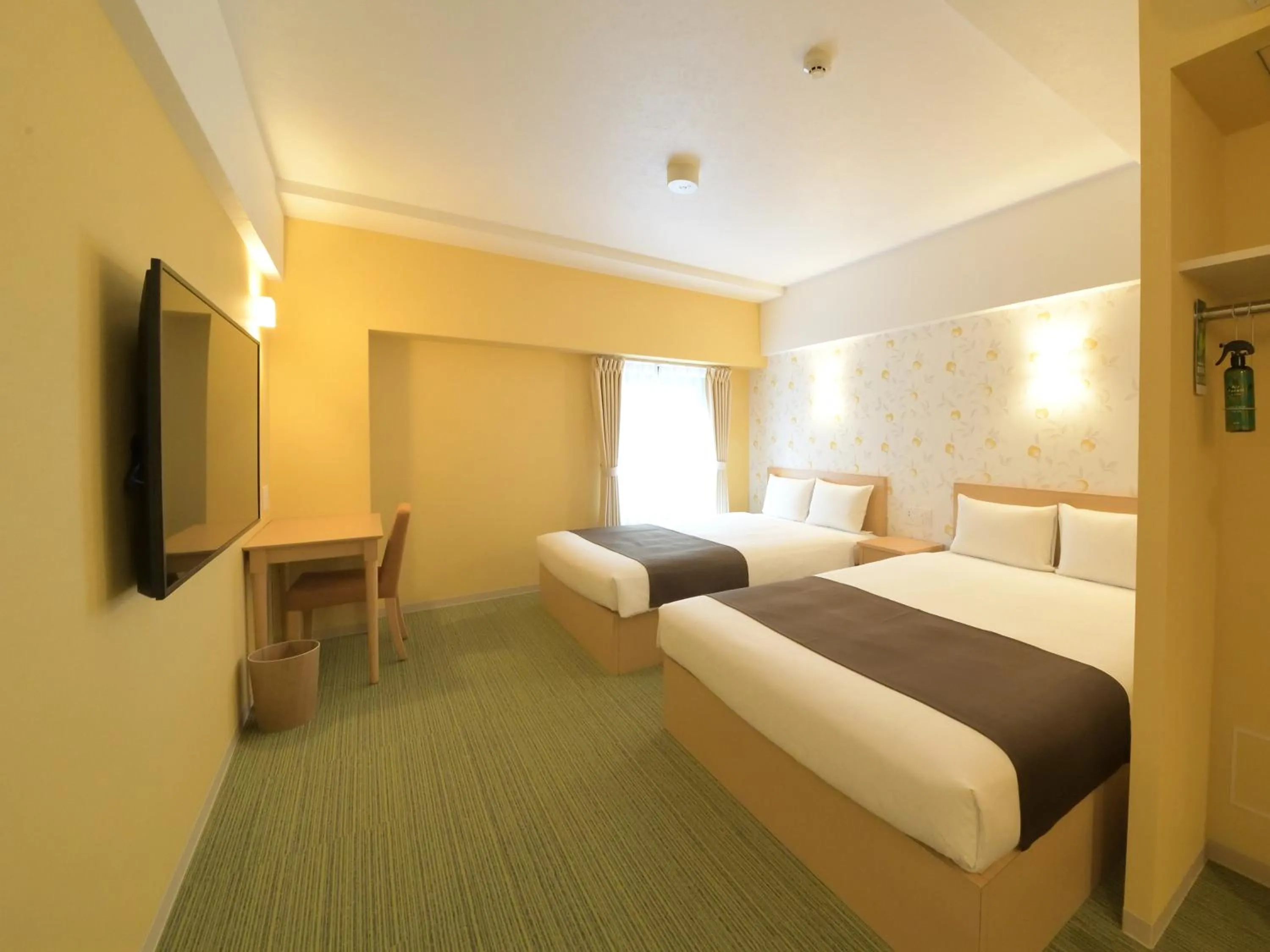 Bedroom, Bed in Amistad Hotel Fukuoka