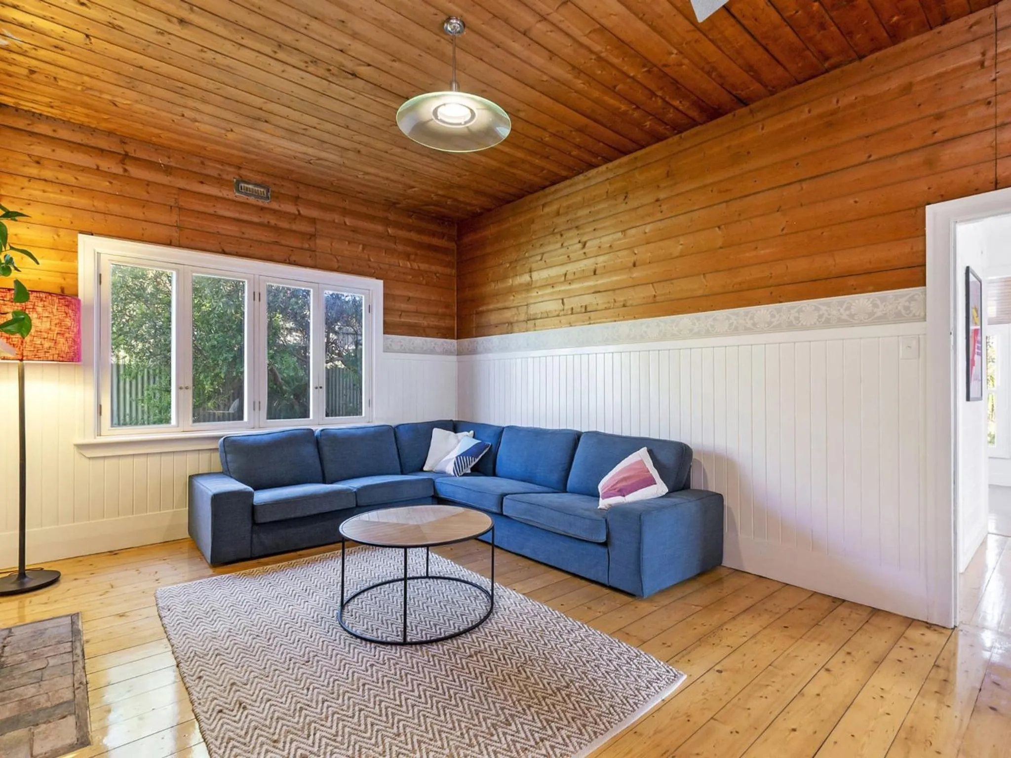 Living room in Avery Cottage