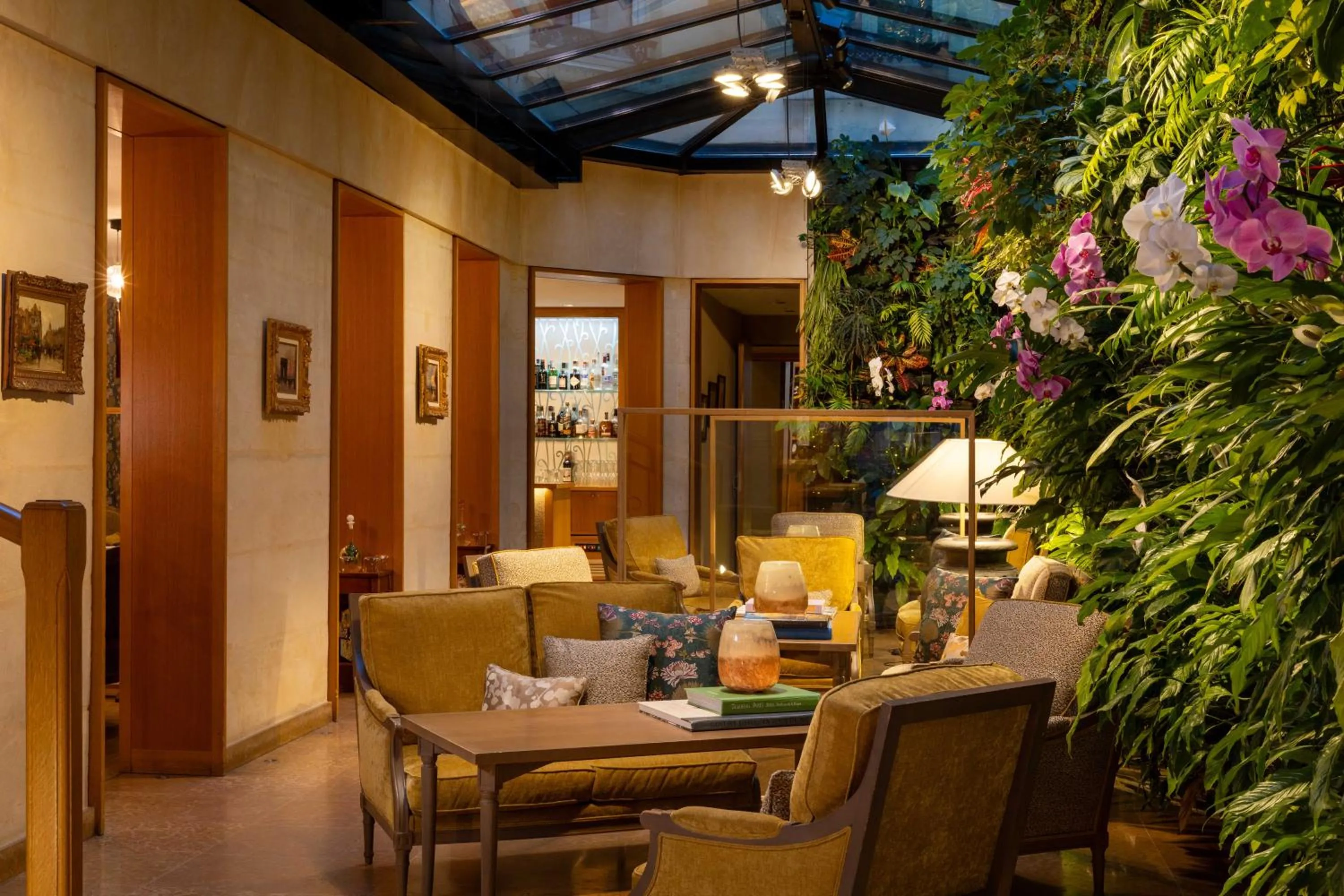 Lobby or reception in Hotel Pas De Calais