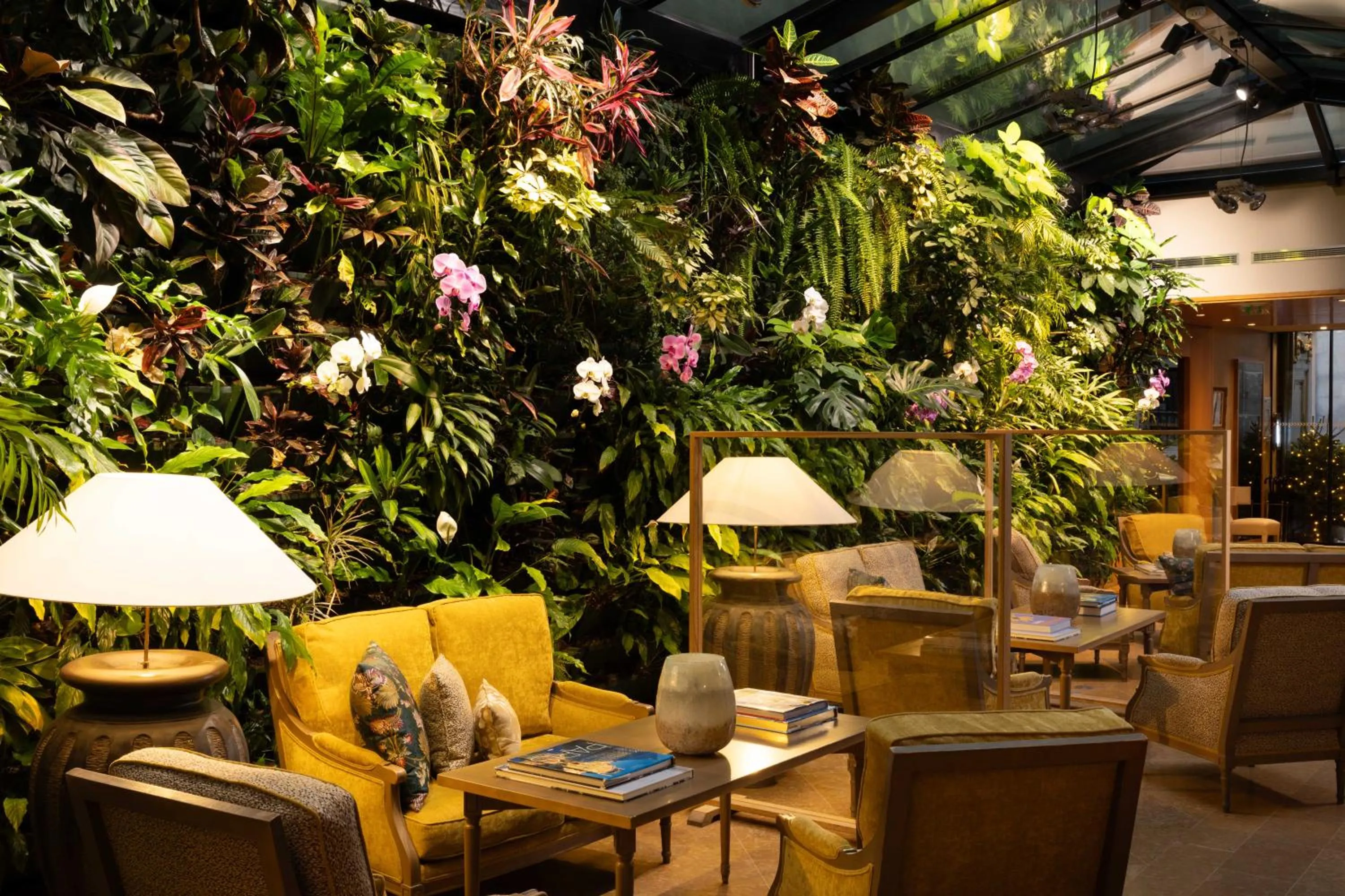 Lobby or reception in Hotel Pas De Calais