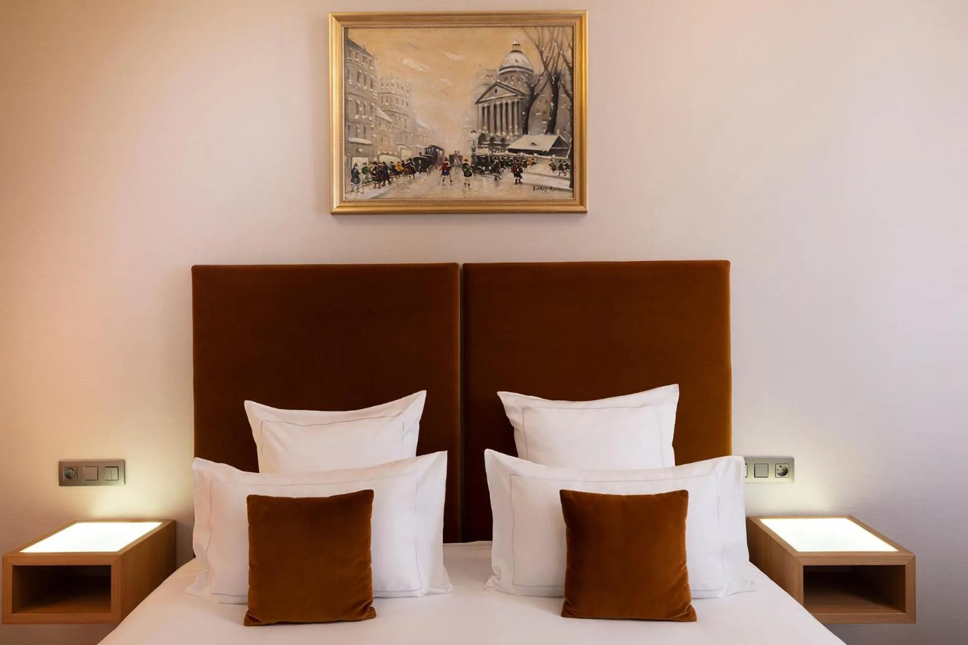 Bed in Hotel Pas De Calais