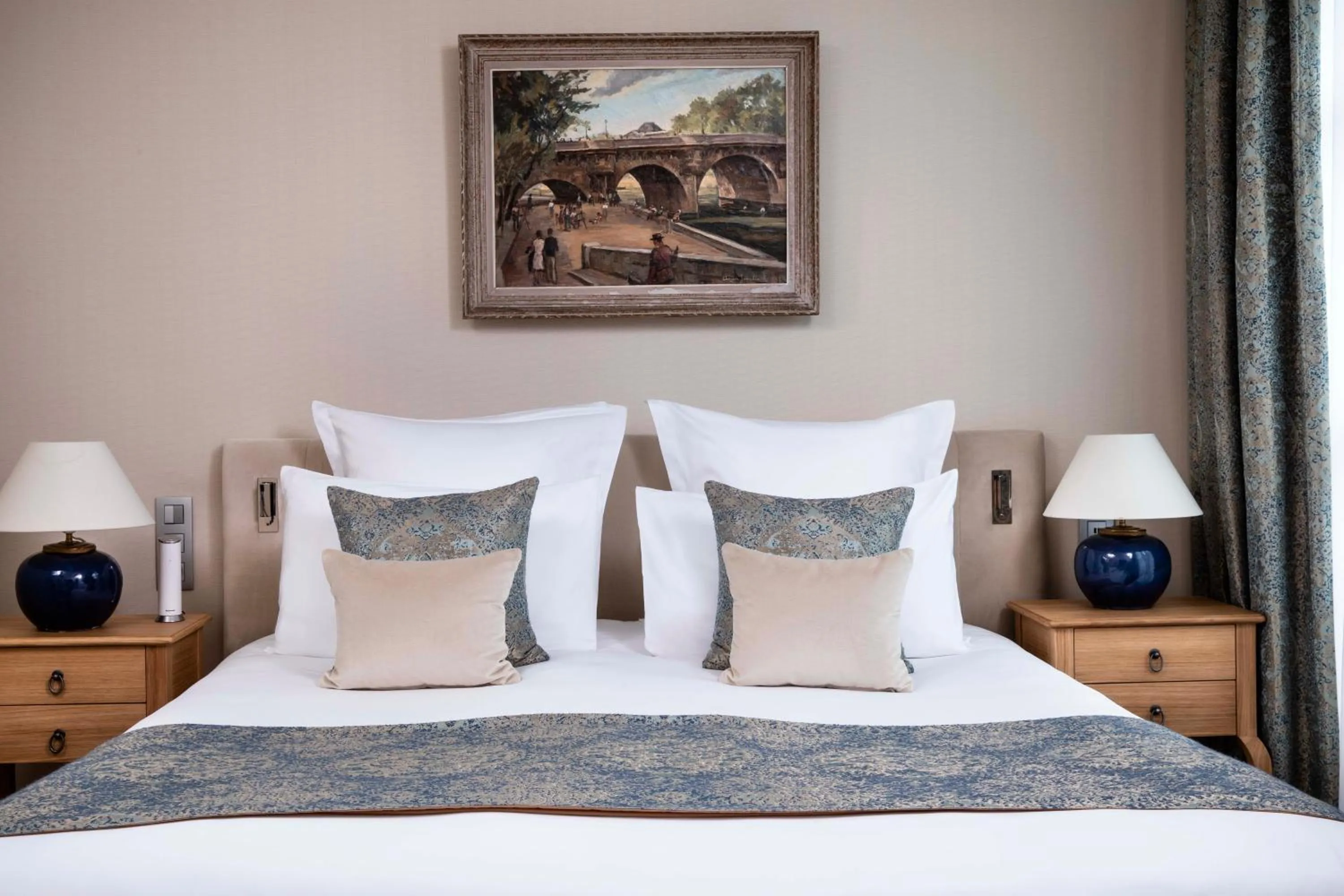 Bed in Hotel Pas De Calais