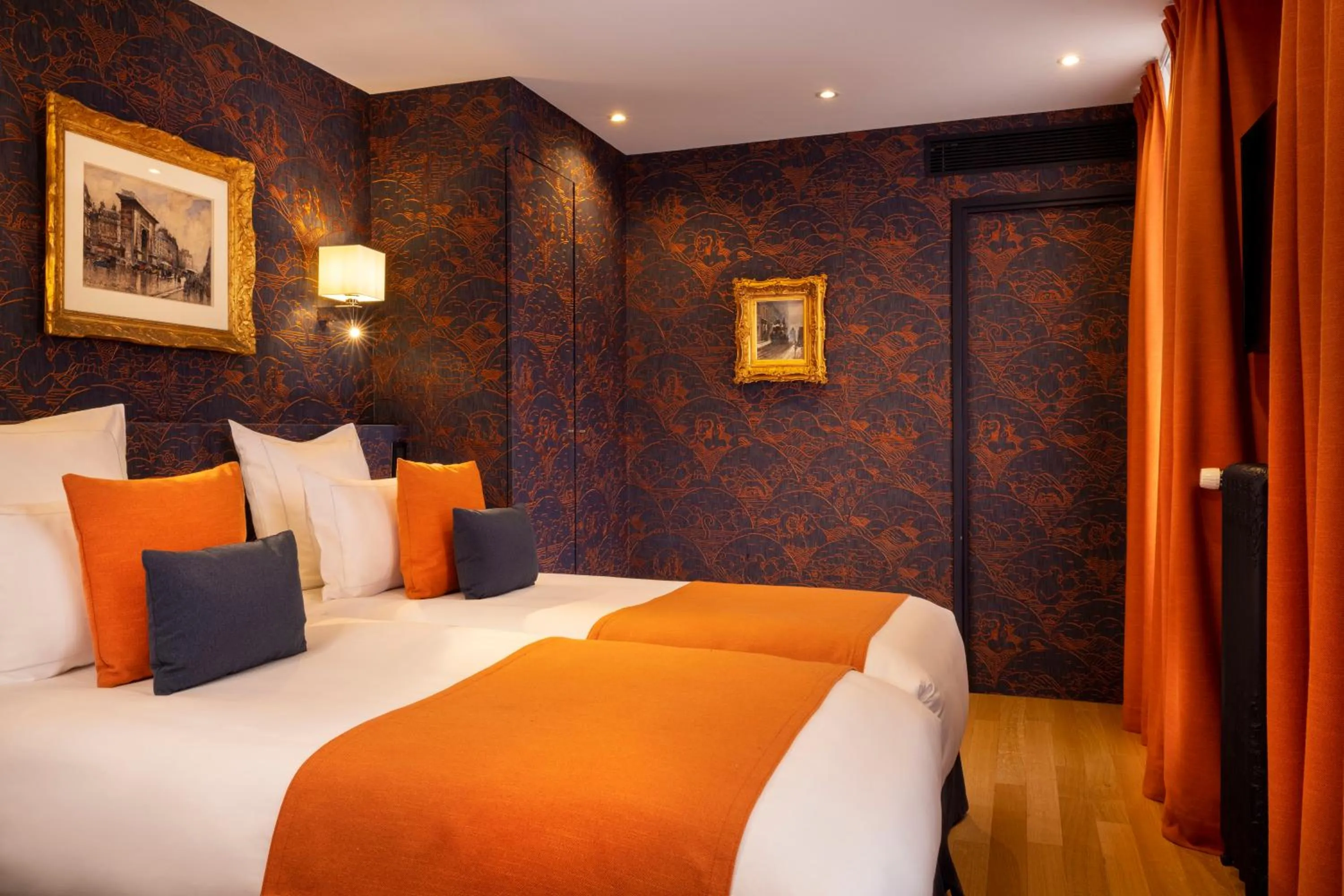 Photo of the whole room, Bed in Hotel Pas De Calais